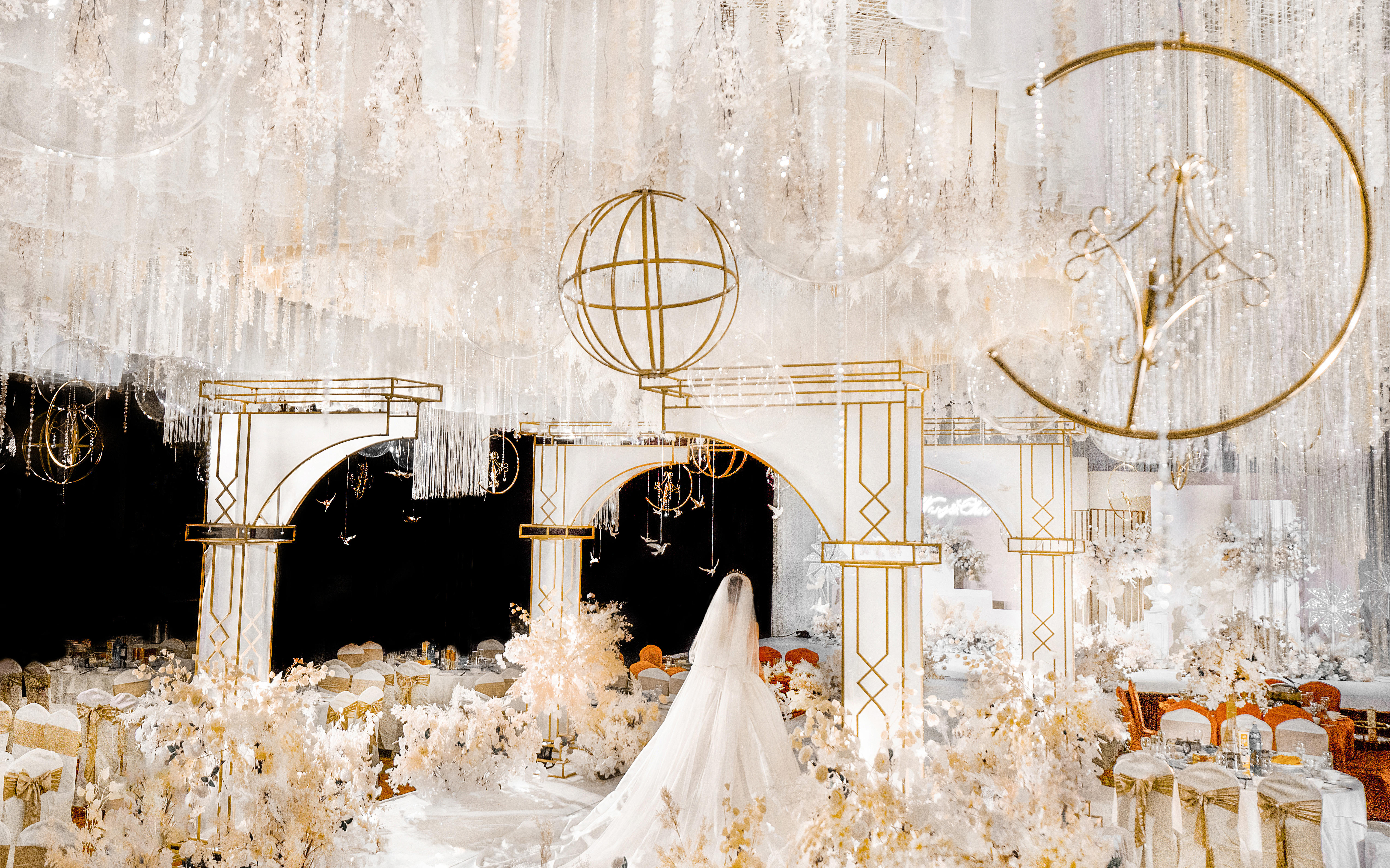 香槟色婚礼 | Into my world