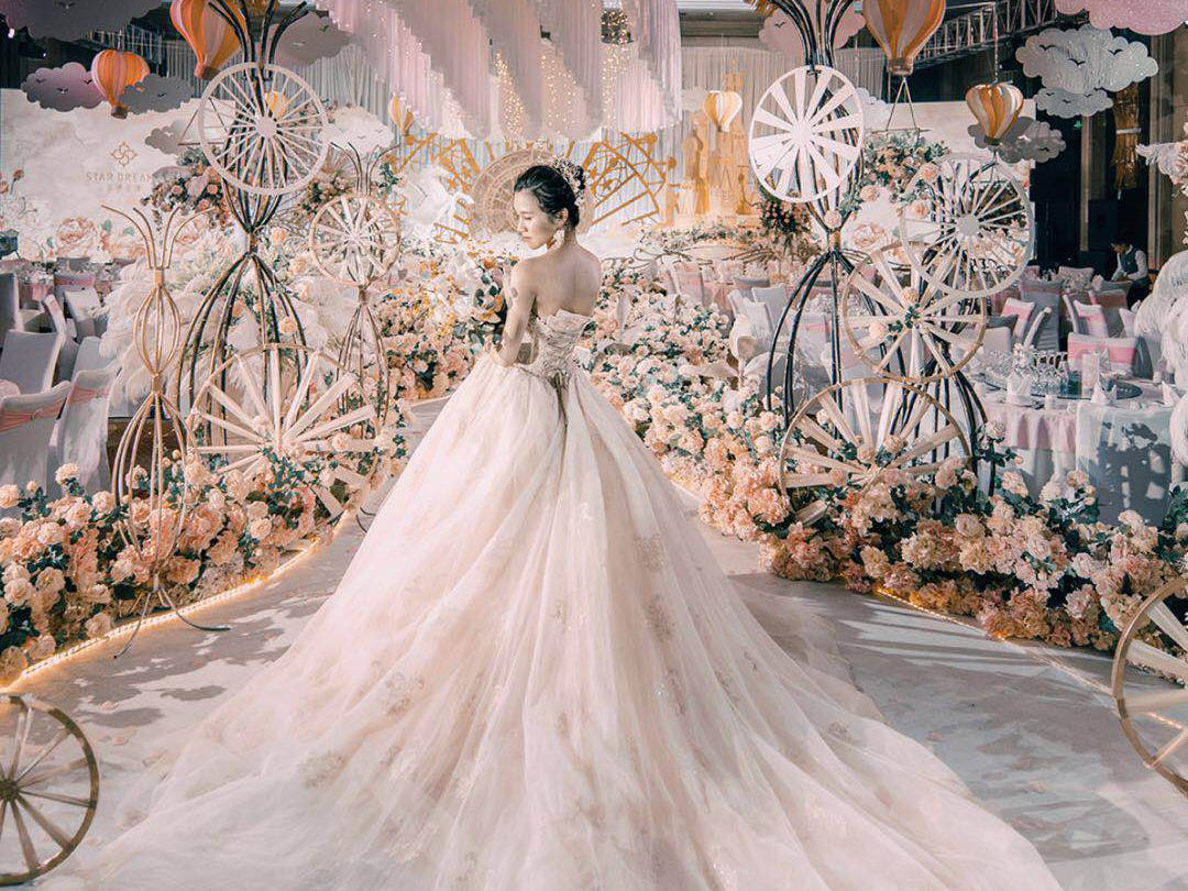 摩登婚礼-香槟金梦幻婚礼