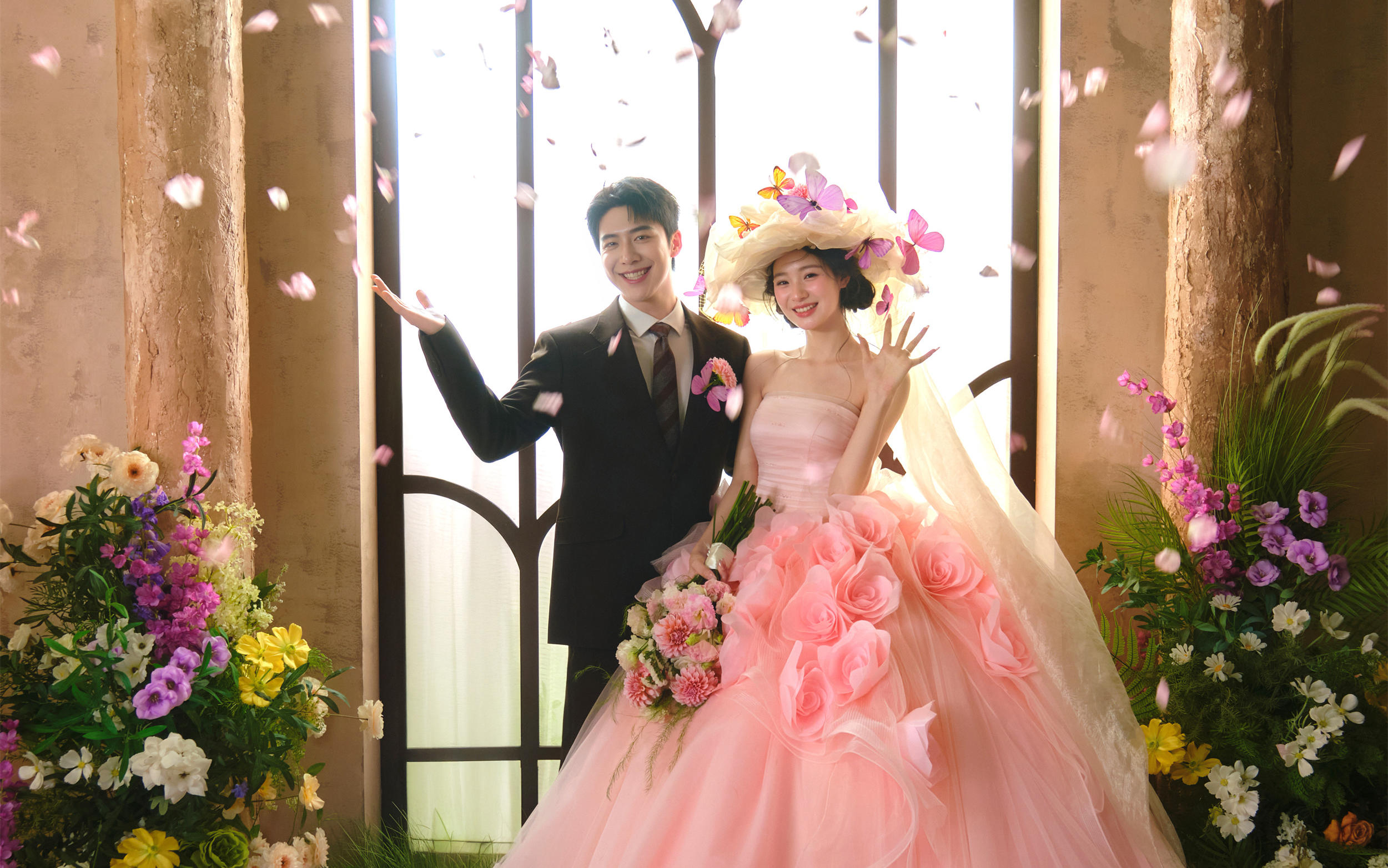 pink一下??甜度超標的公主風粉紗花房婚紗照