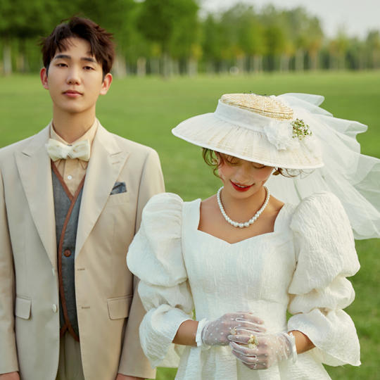 【布拉格】法式草坪婚纱照 场景任拍+无隐形消费