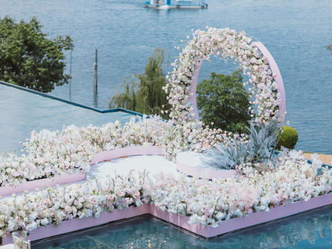 爱旅全球婚旅-云南大理万和水台-目的地小资婚礼