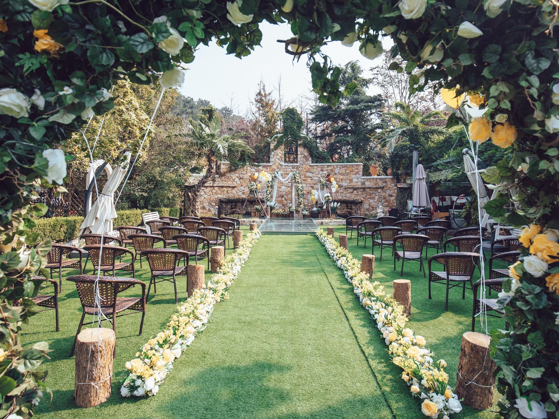 限时秒杀室内/外森系婚礼（小型）套系