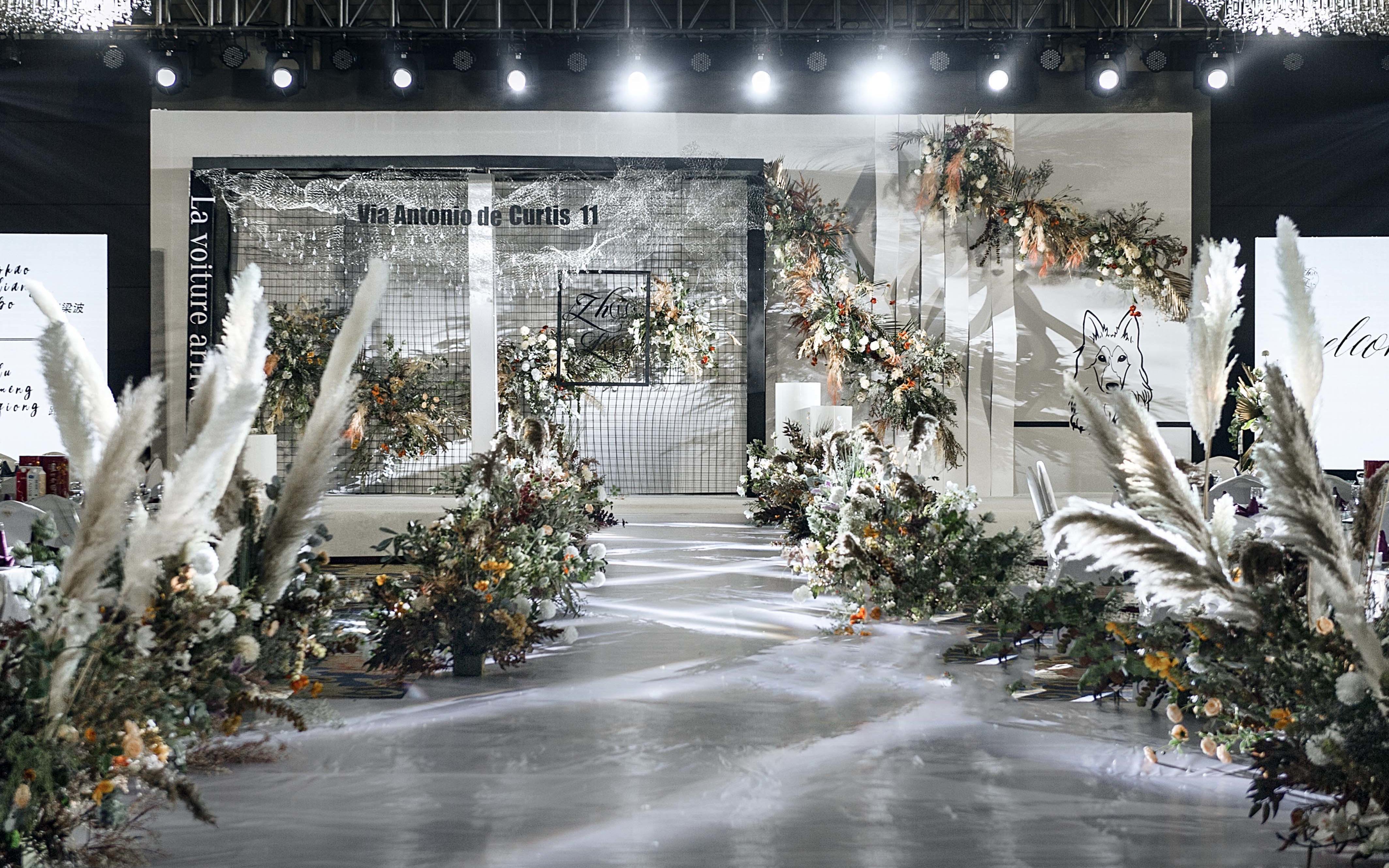 泰式搭建教堂风格仪式感满满低预算成本婚礼