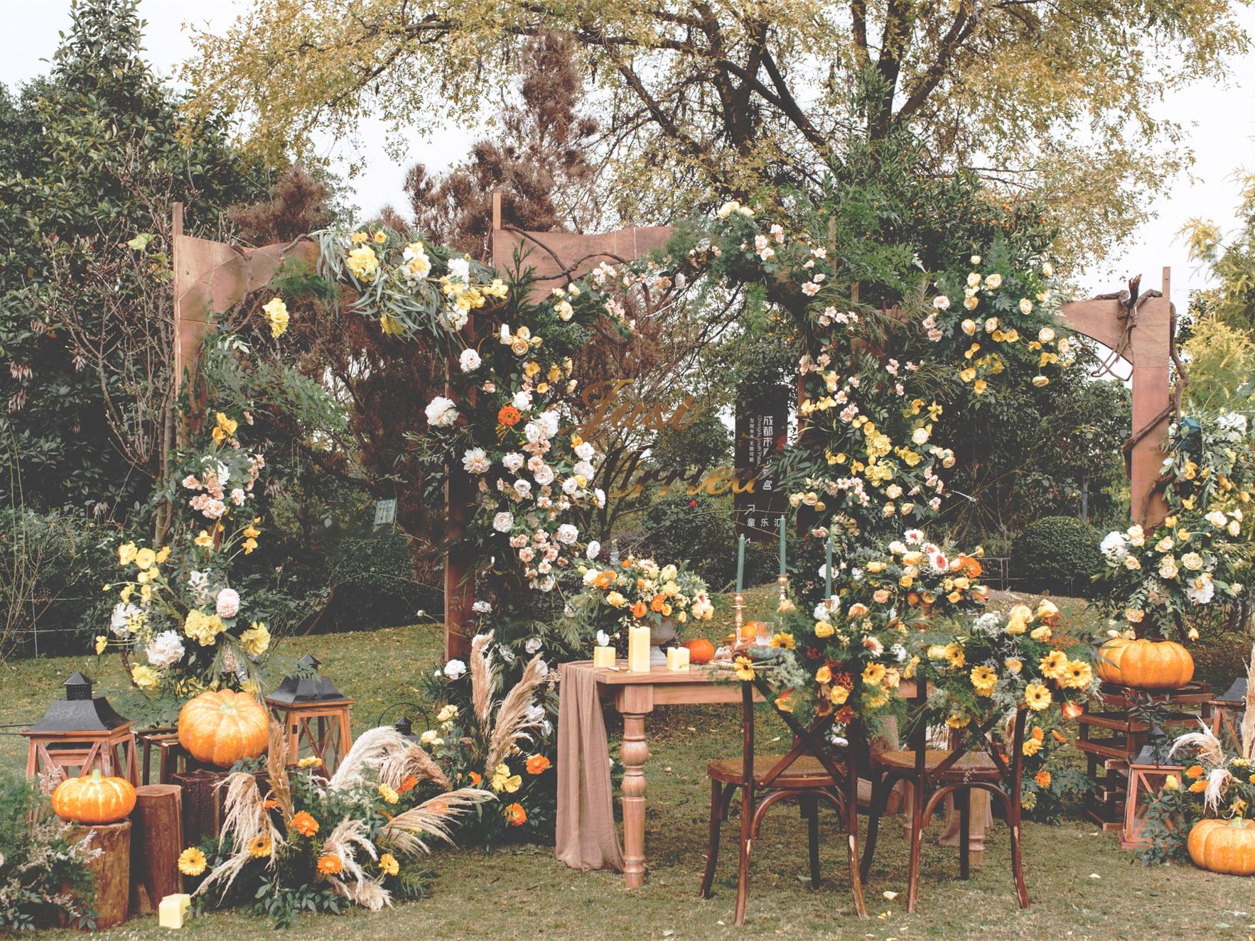 司仪摄影摄像跟妆全含，户外亮色森系婚礼~细节饱满