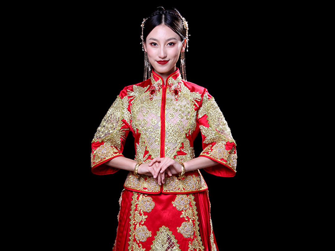 热推2019嫁日出门纱+主纱+敬酒服+跟妆套系