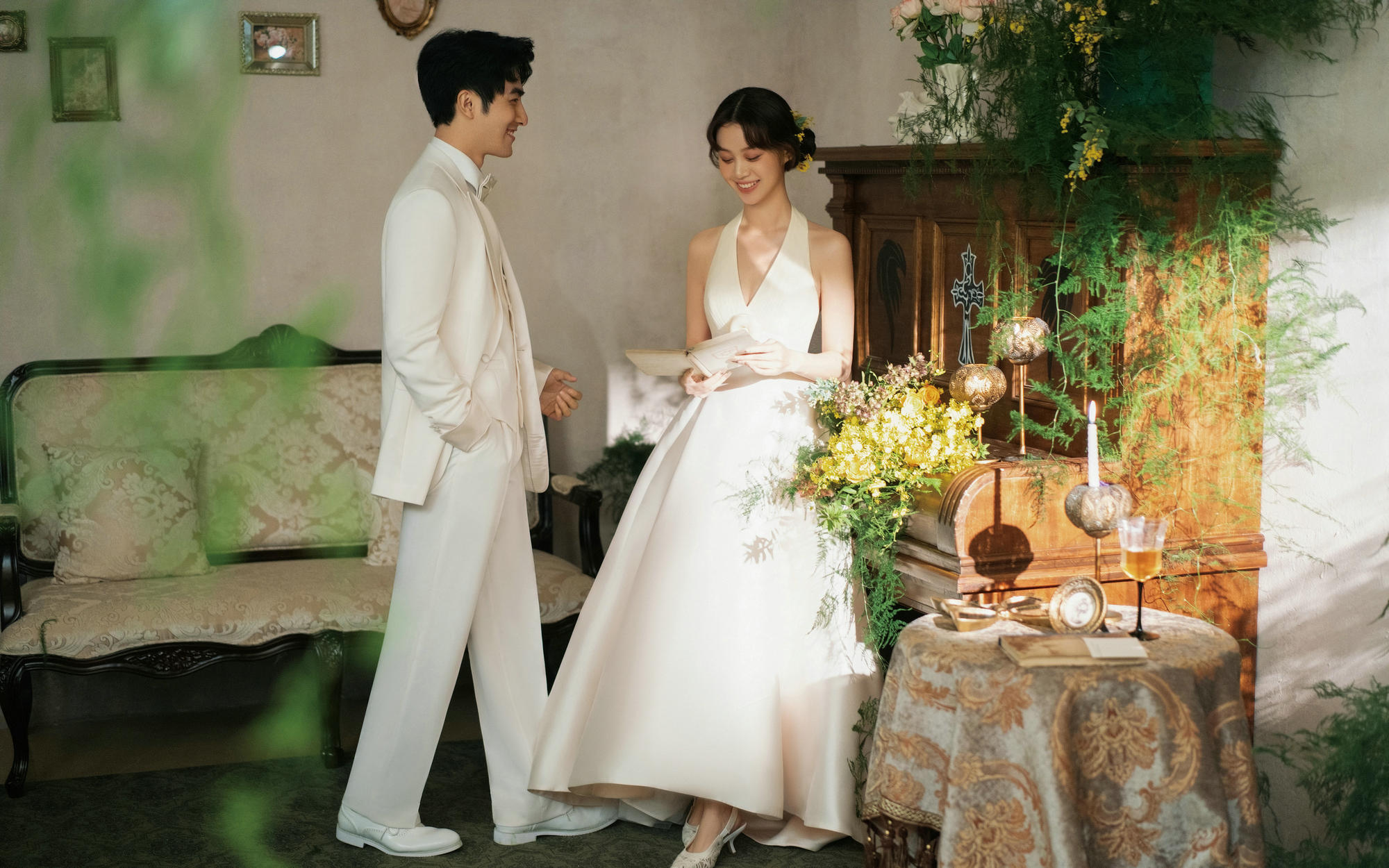 靜態(tài)美，法式復(fù)古婚紗照，小富婆們的夢(mèng)中情紗