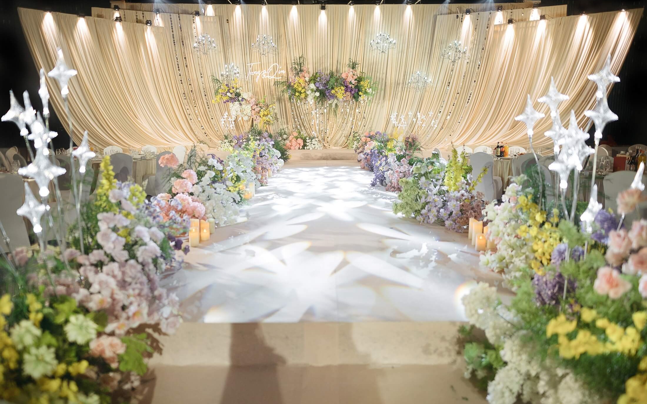 『初见婚礼定制』香槟色系超大布幔背景韩式婚礼