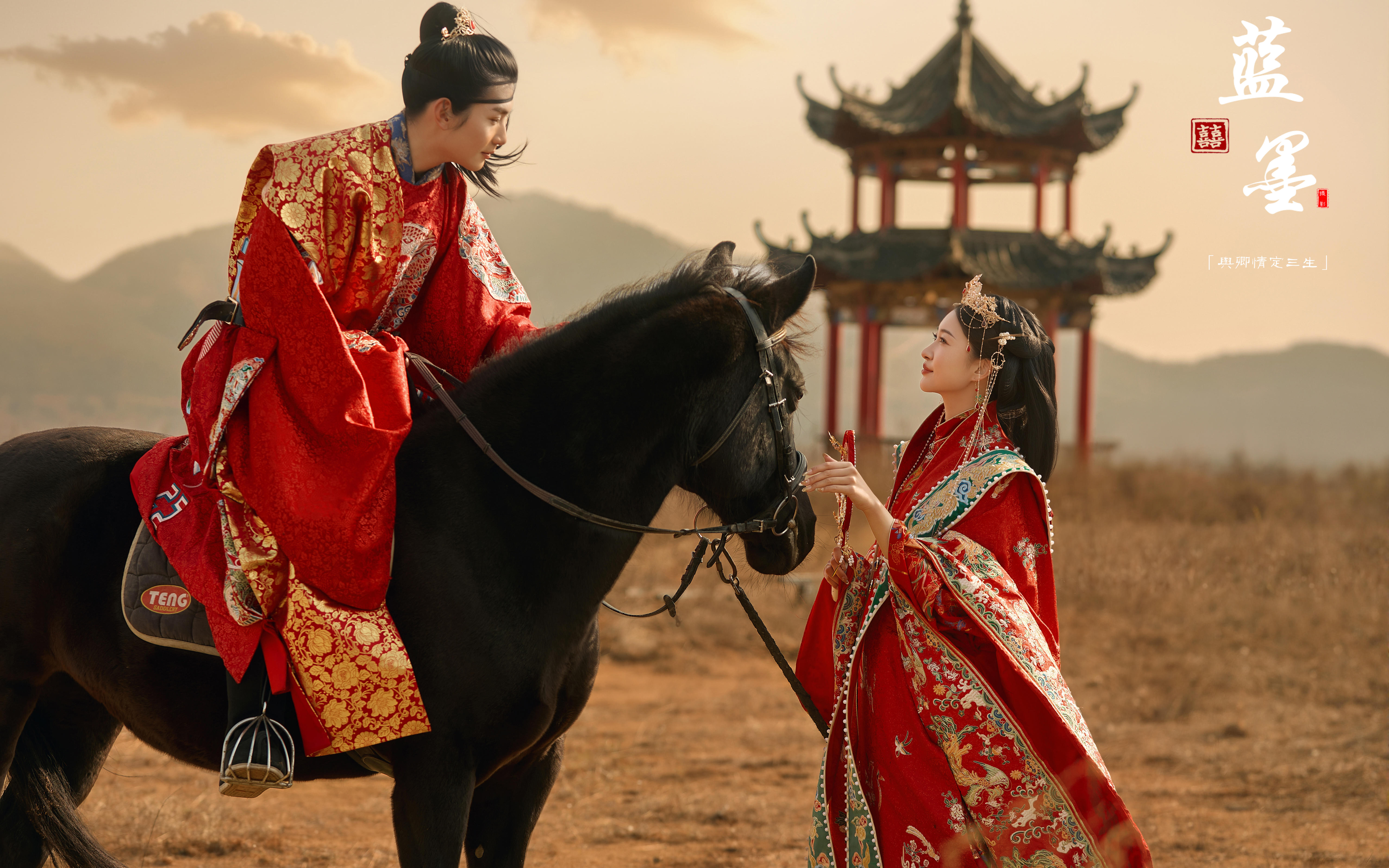 邂逅中式浪漫·汉服骑马婚纱照仪式感拉满