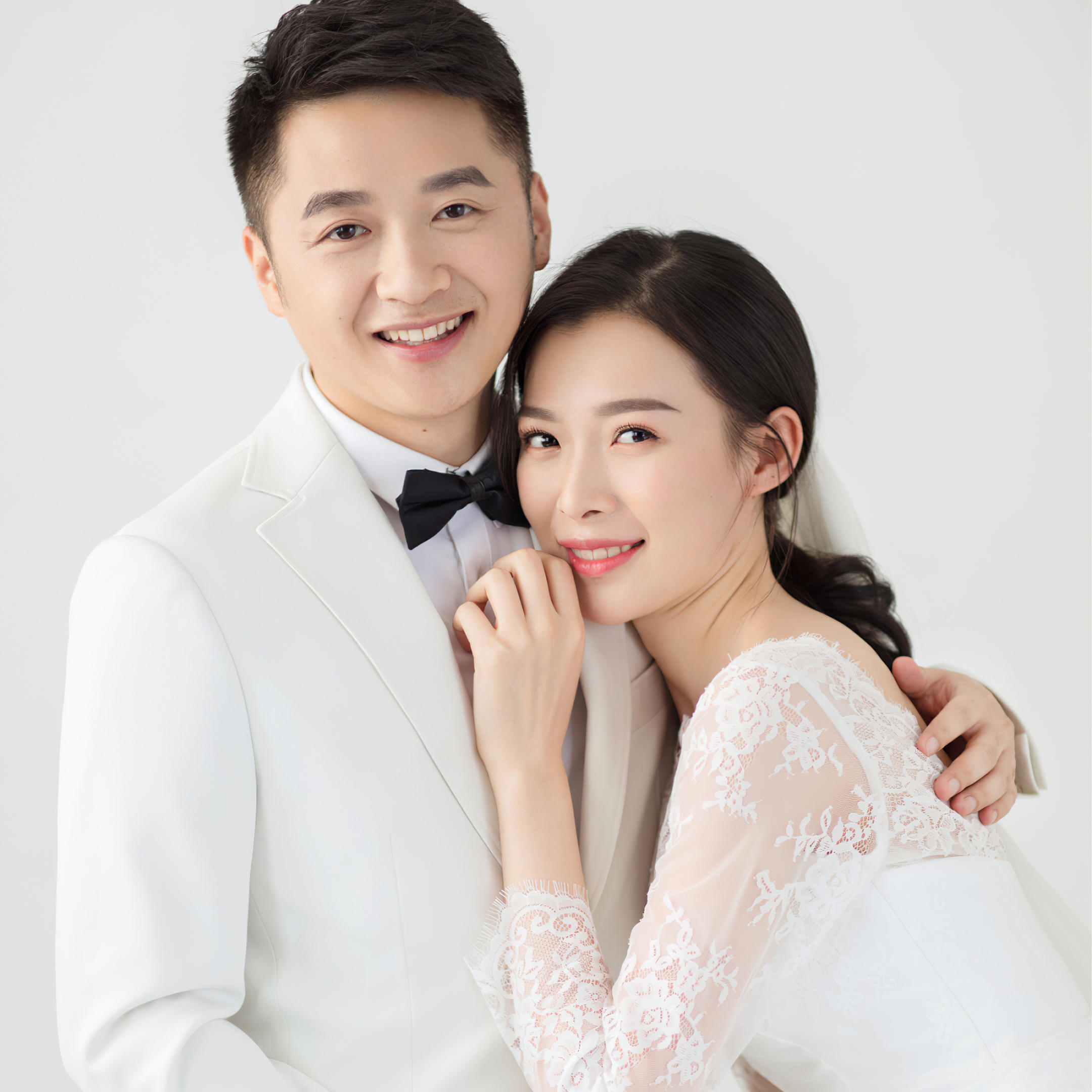 【极简钜惠6服6造】时尚婚纱照 