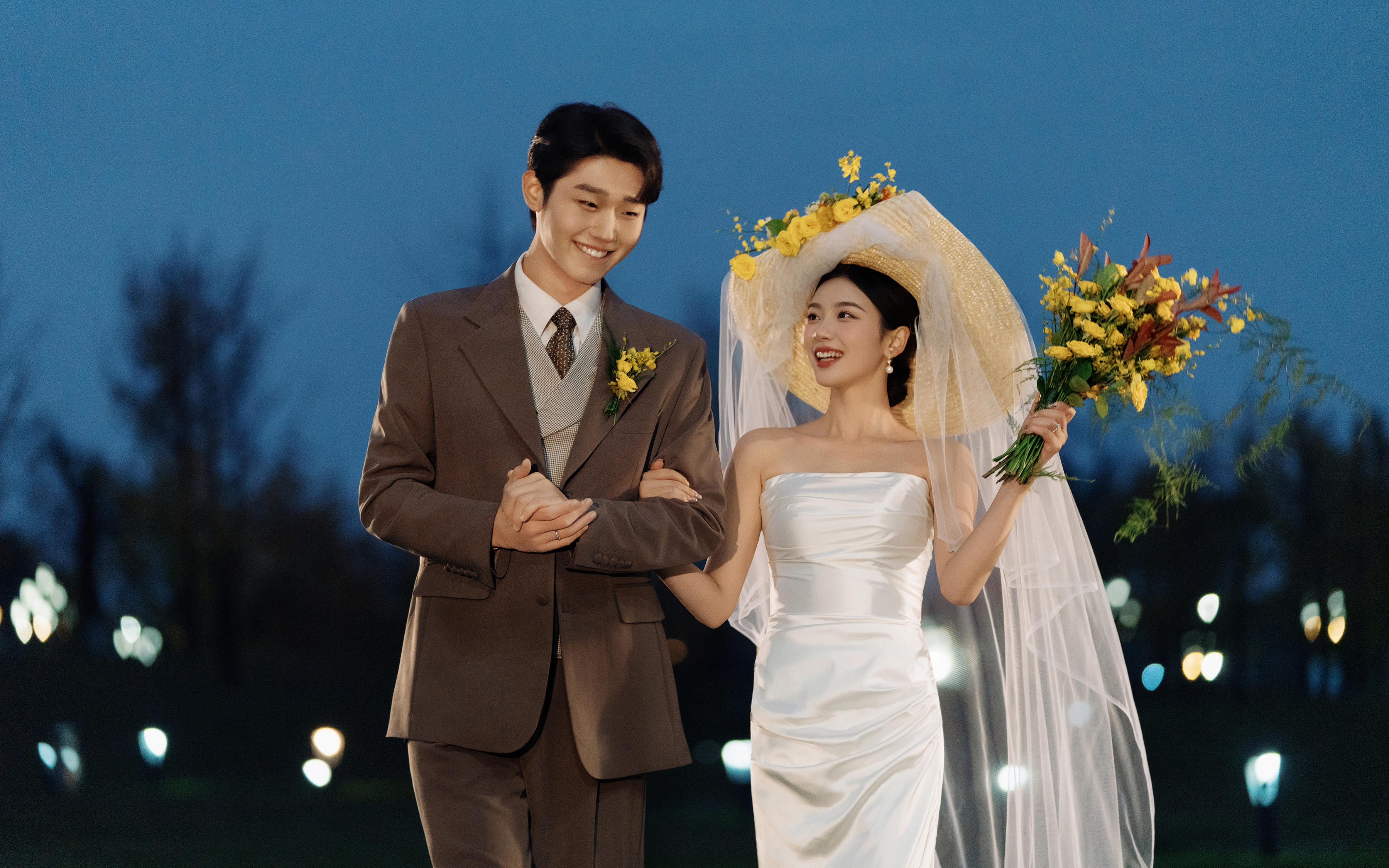 晚風(fēng)與夜色，皆是愛(ài)你的模樣