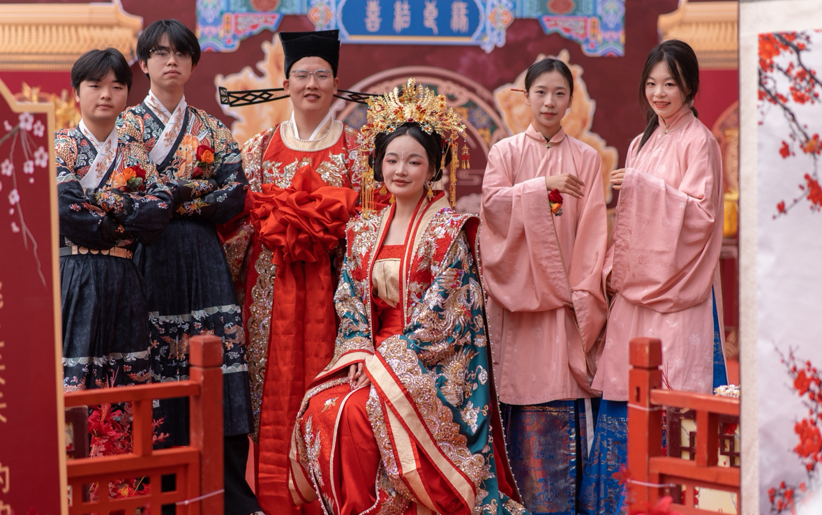 农村院坝宋制婚礼