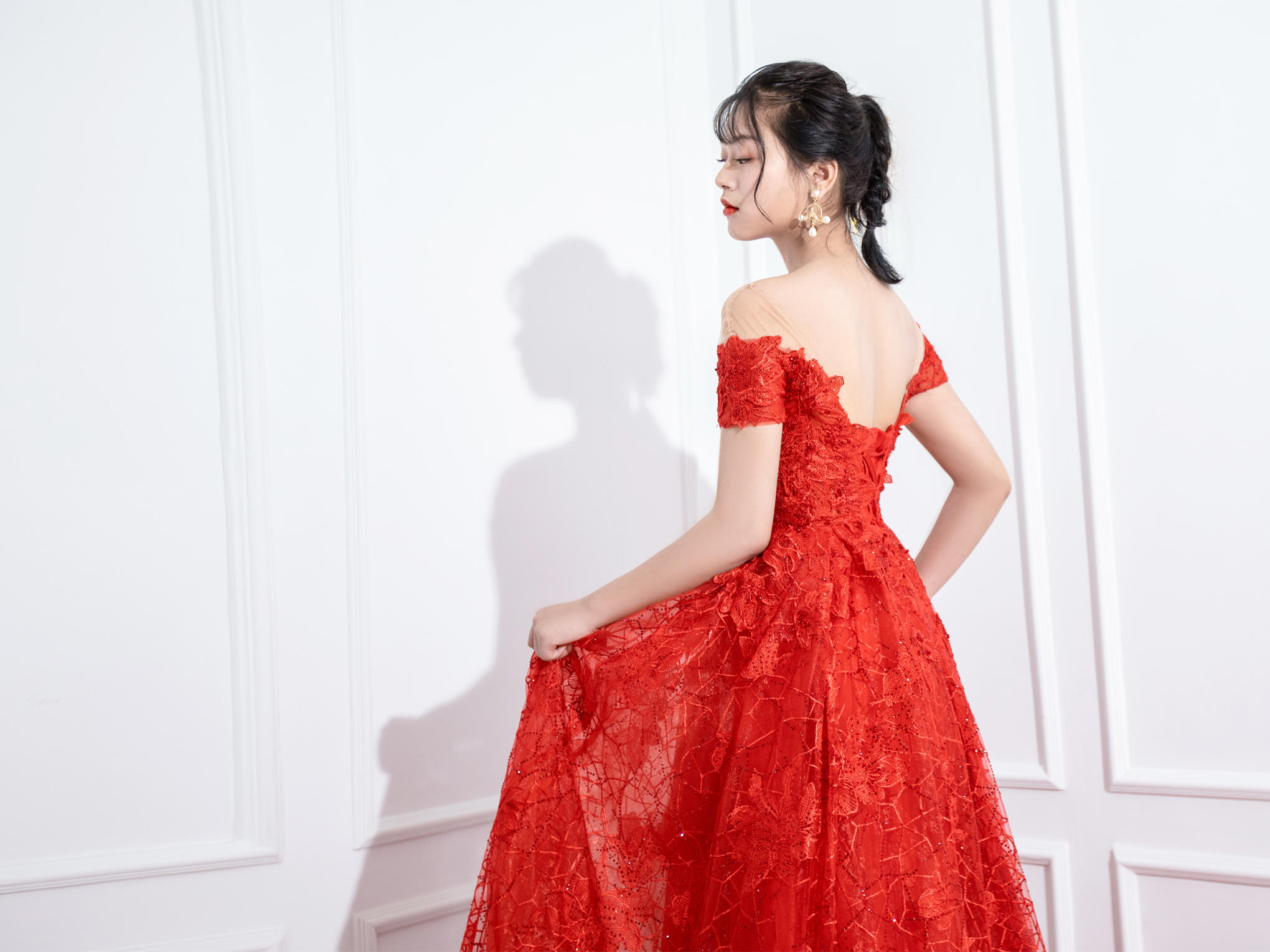 秋季特惠套餐主纱+伴娘服9套+敬酒服