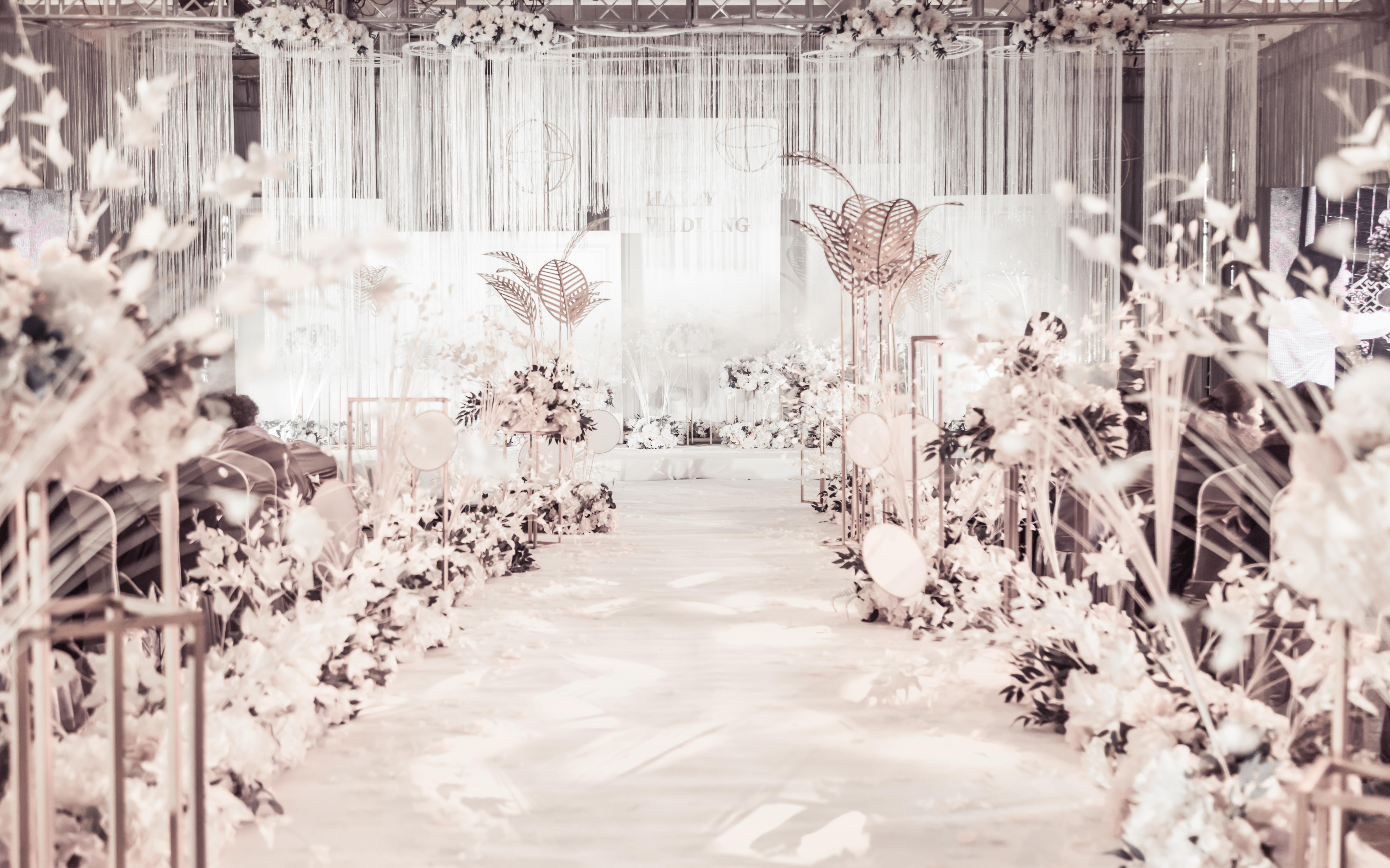 纯色雾霾灰婚礼，简约不简单