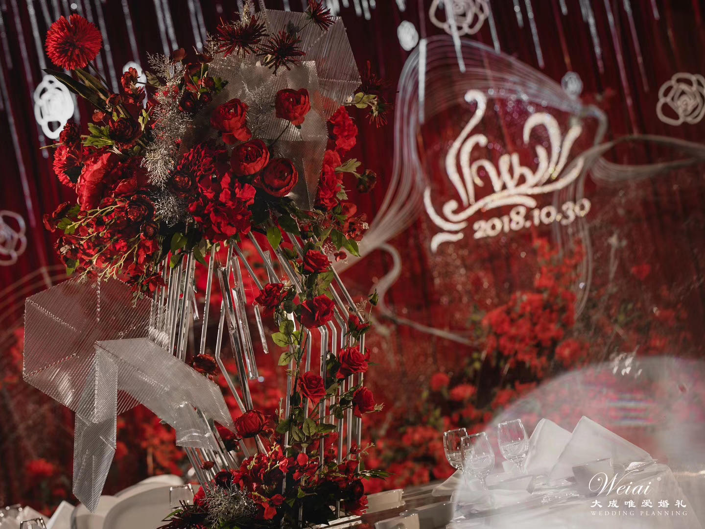 内含四大金刚【THE ONE 暗红色与银灰色】