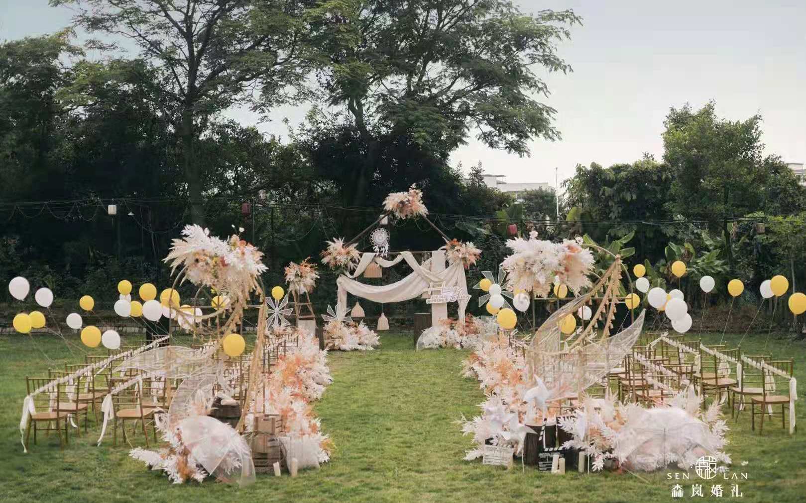 森岚婚礼定制— 《邂》草坪婚礼