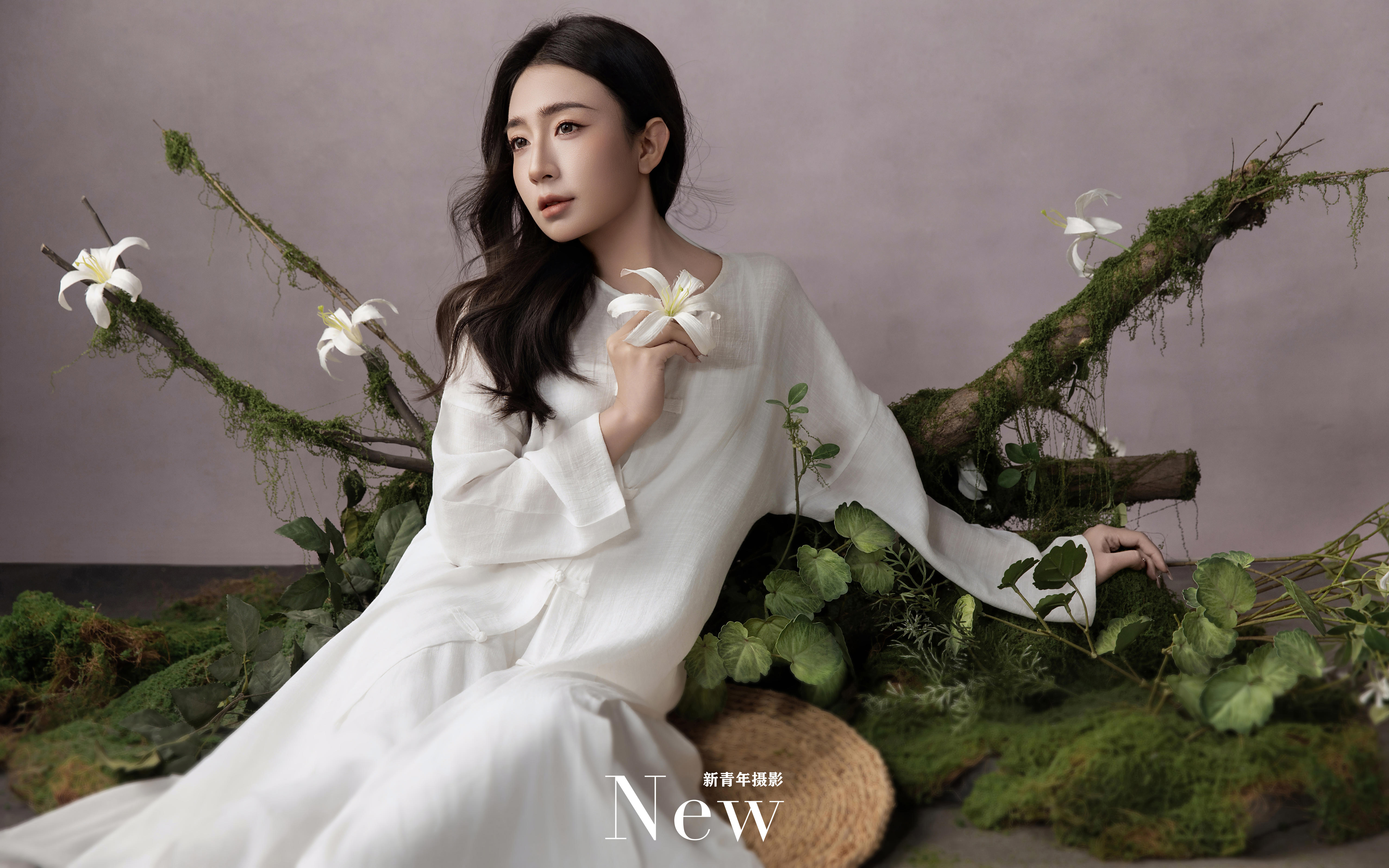 素衣藏山河 眉目染云烟