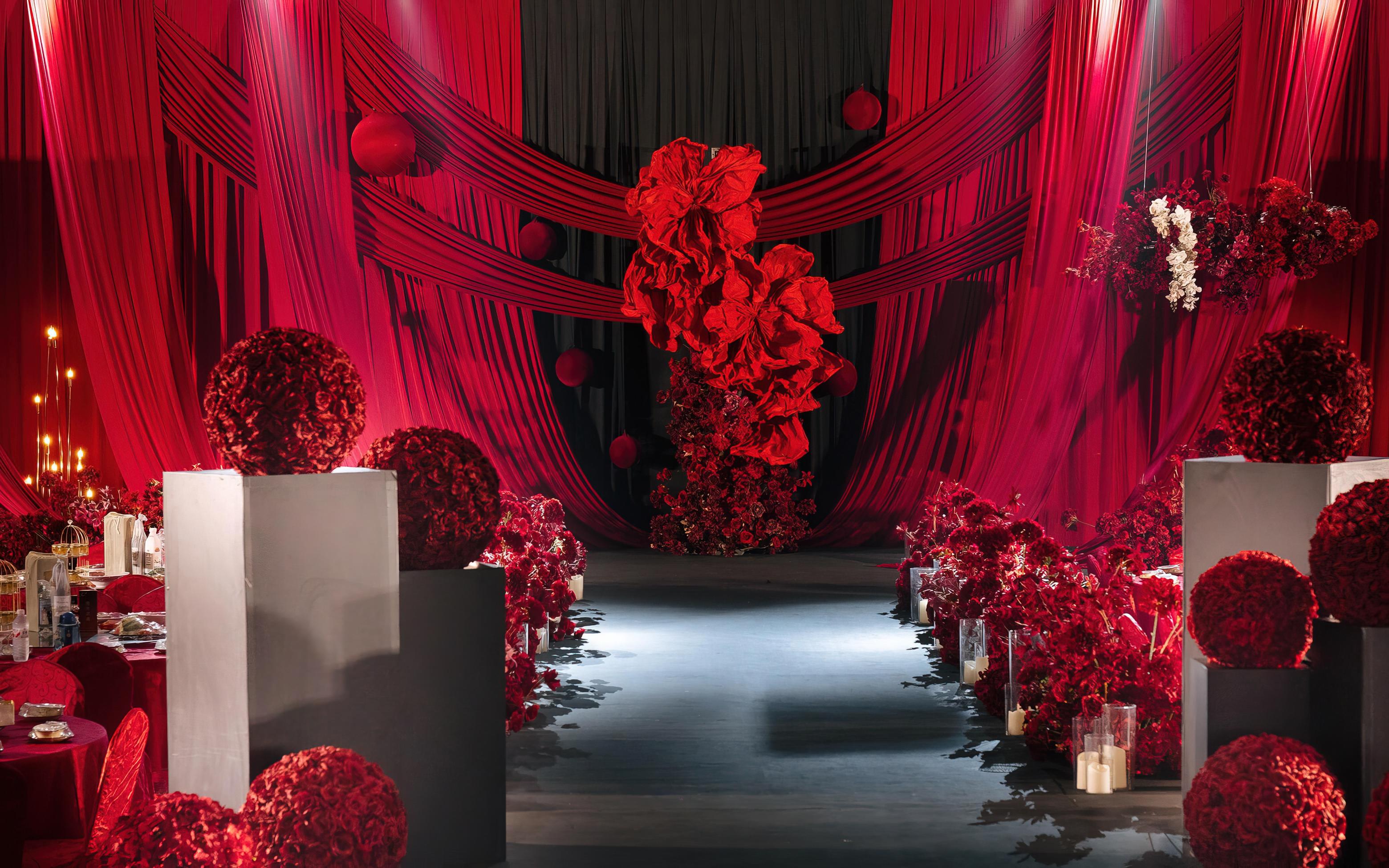 《戀曲》紅色布幔復(fù)古婚禮