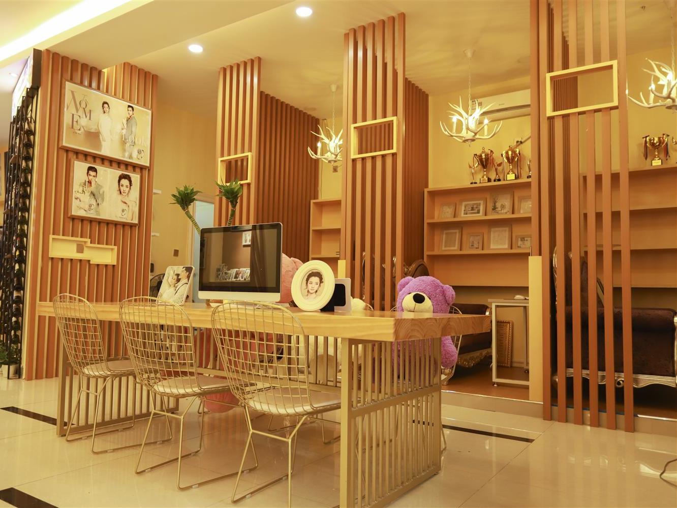 钟爱一生婚纱摄影（广州总店）