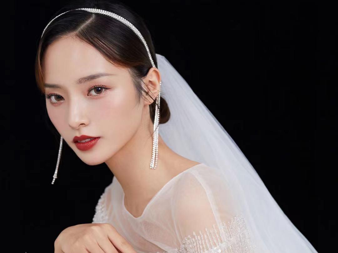 高端星級新娘全天跟妝-廣佛總監化妝師贈伴娘妝特惠