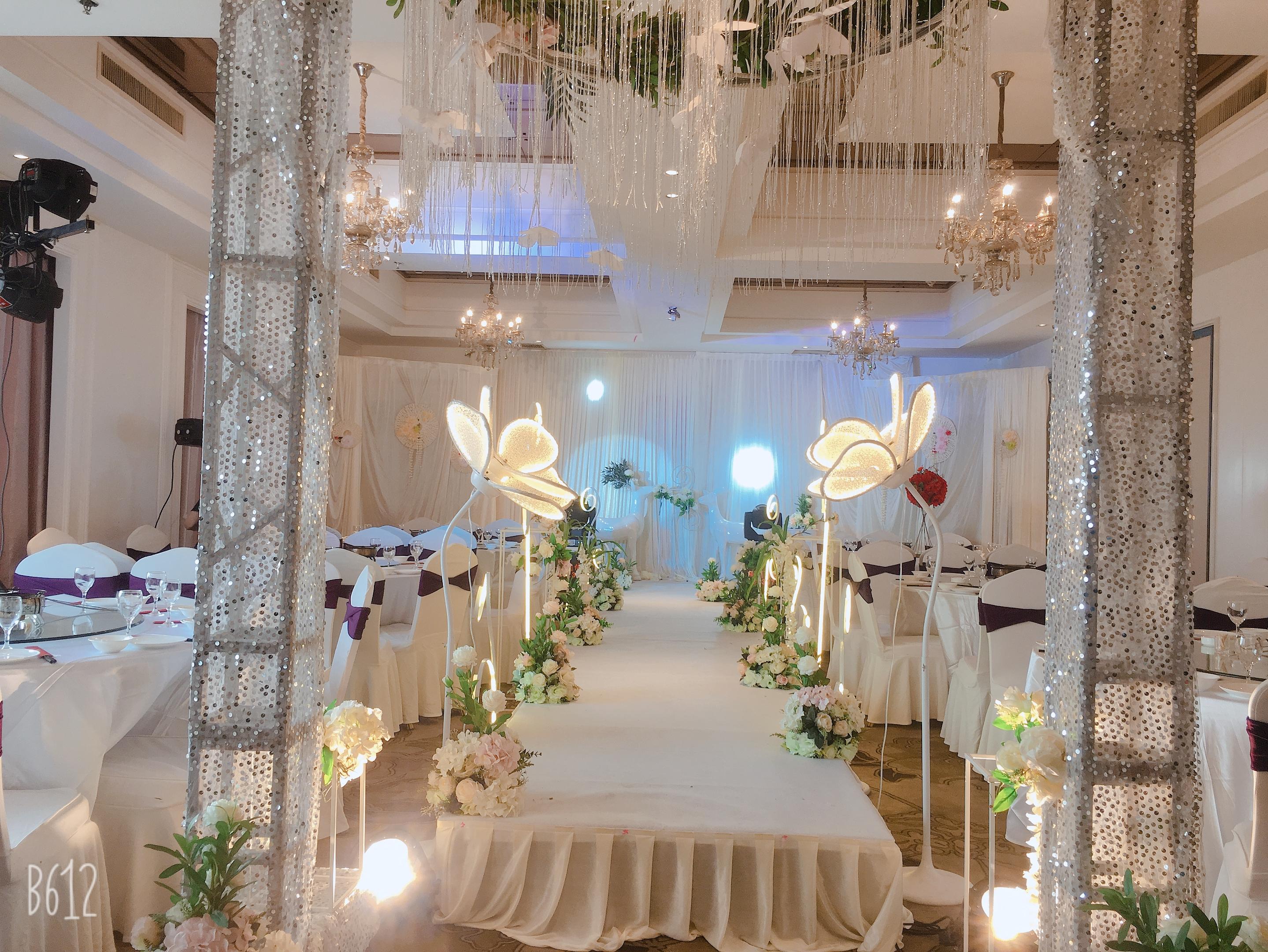 【缘创婚礼】原价7999特惠价6999