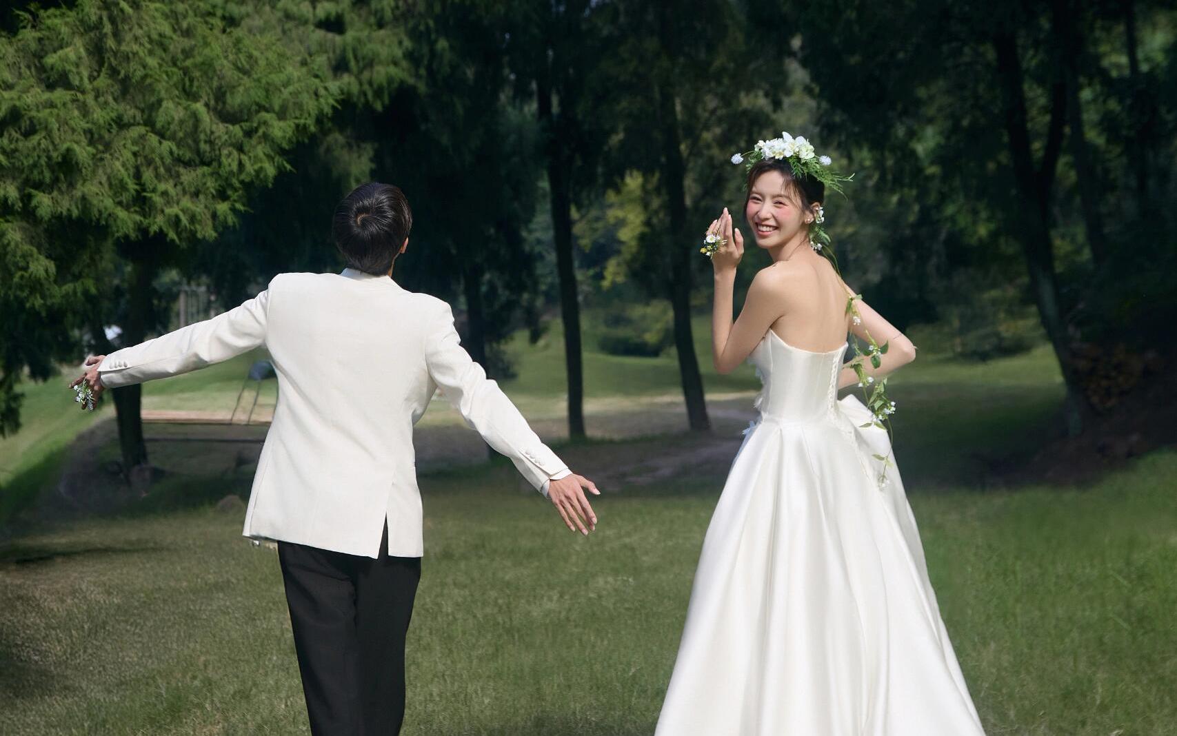 客片-唯美森系婚纱照 
