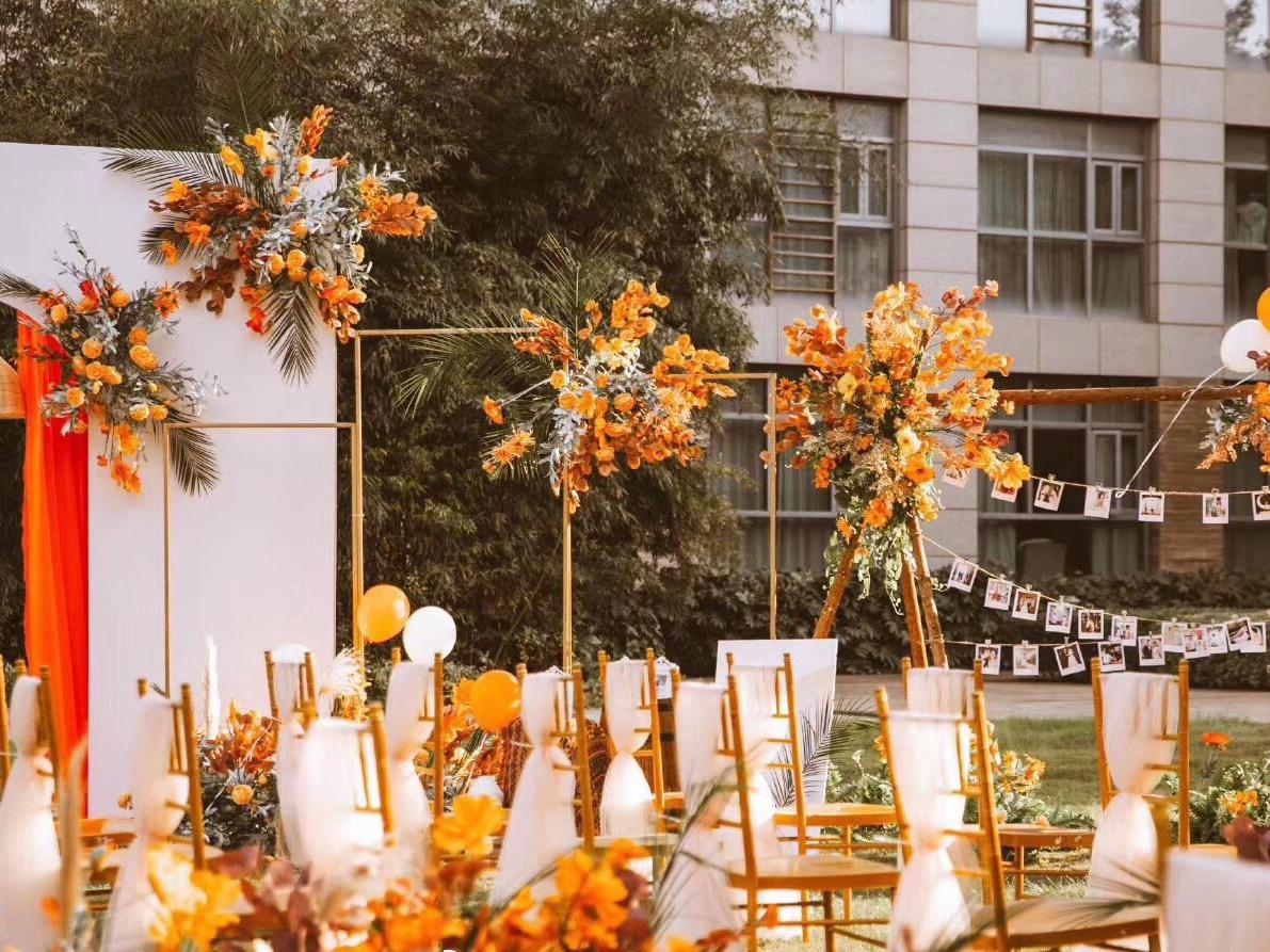 尚云端婚礼——户外INS轻奢风