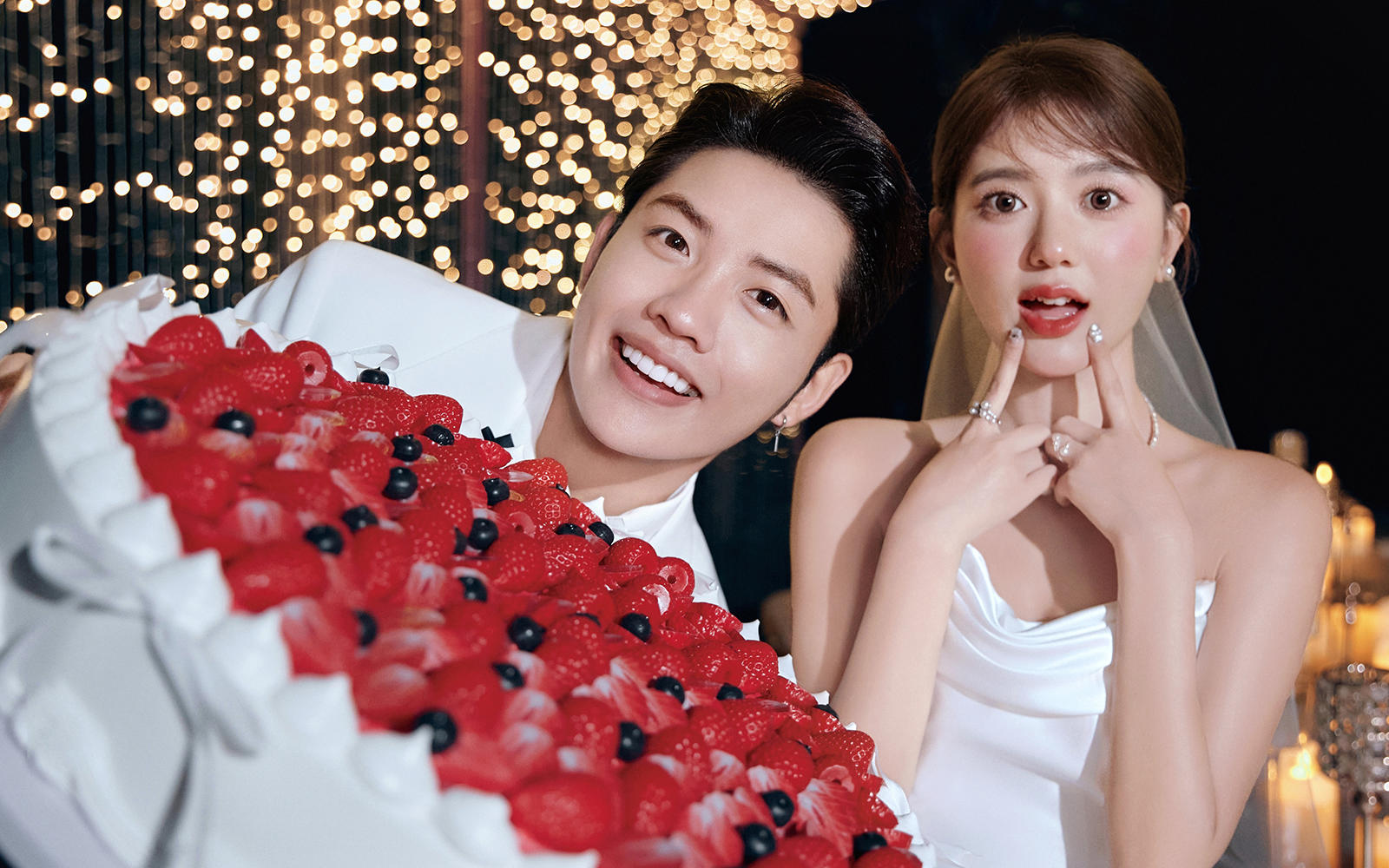 外景 l 小众仪式感夜景婚纱照成片简直了..