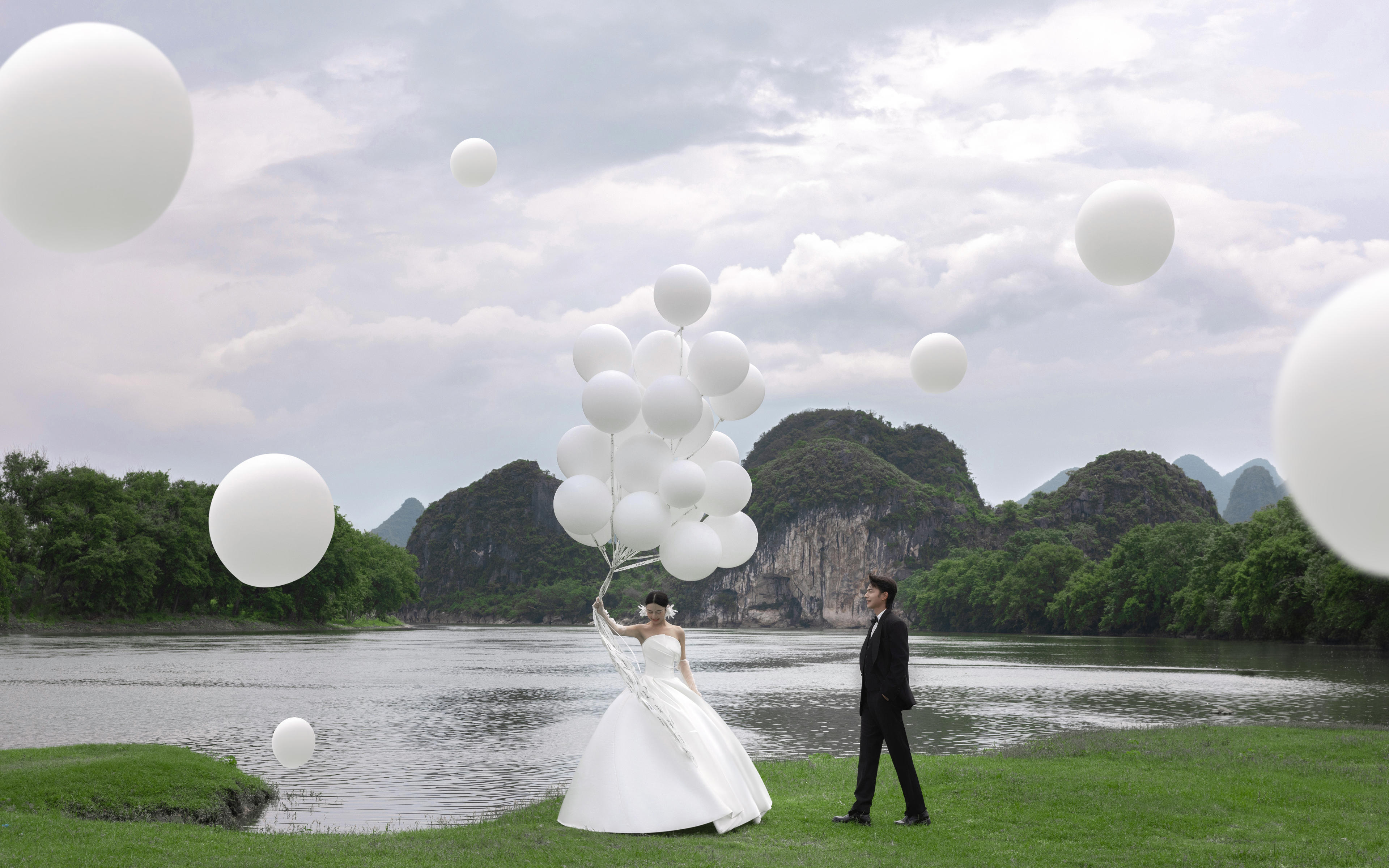 《告白气球》清新又浪漫的森系草坪婚纱照🍃