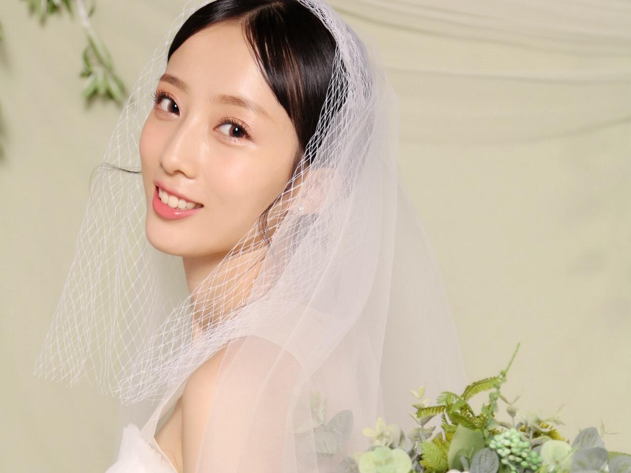 首席化妆师全程跟妆 送亲友妆