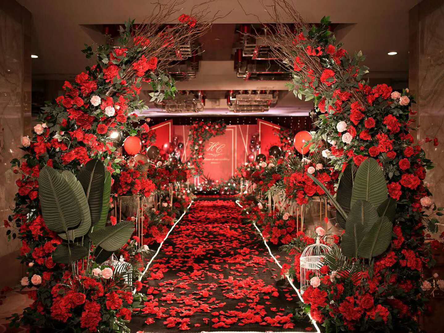 欧式而又喜气-欧式大气红色婚礼