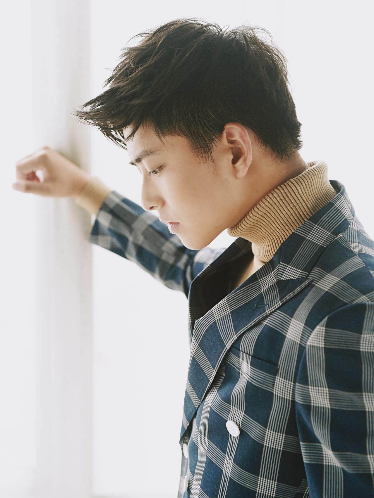 精品奢华男士西装定制套装