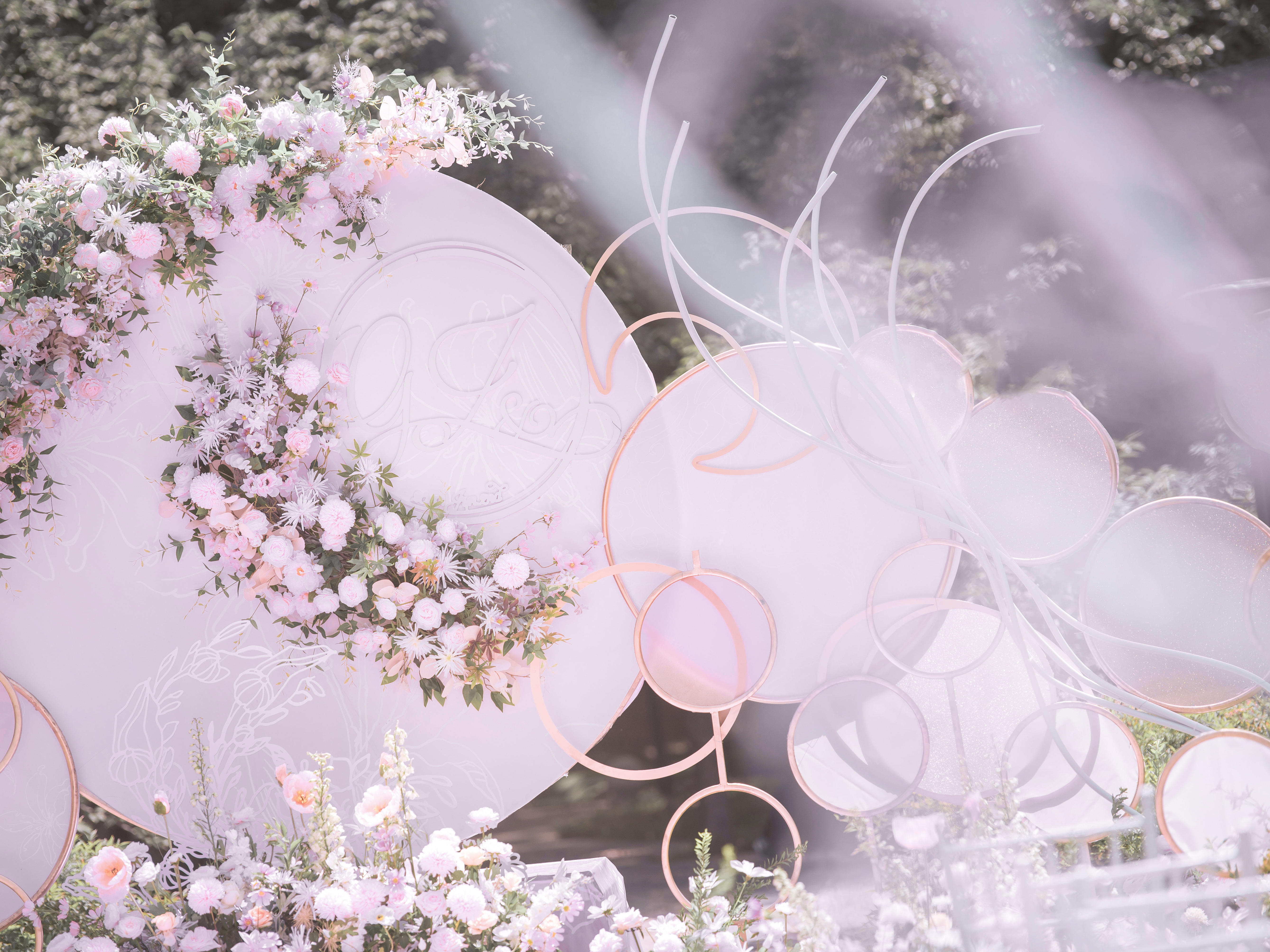 【格格吉祥】户外草坪婚礼粉色系