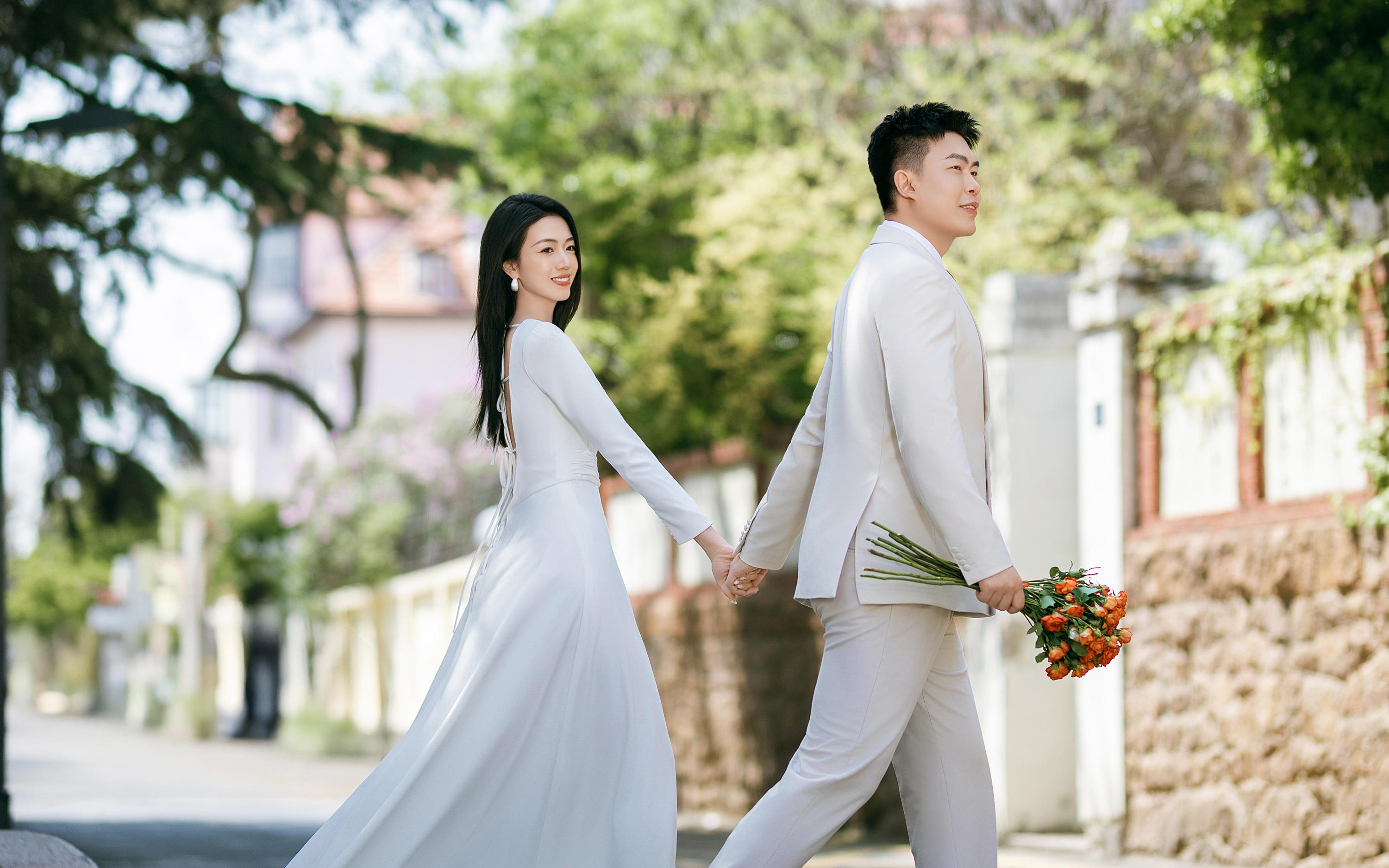 松弛感💯小众文艺的纪实街拍婚纱照~