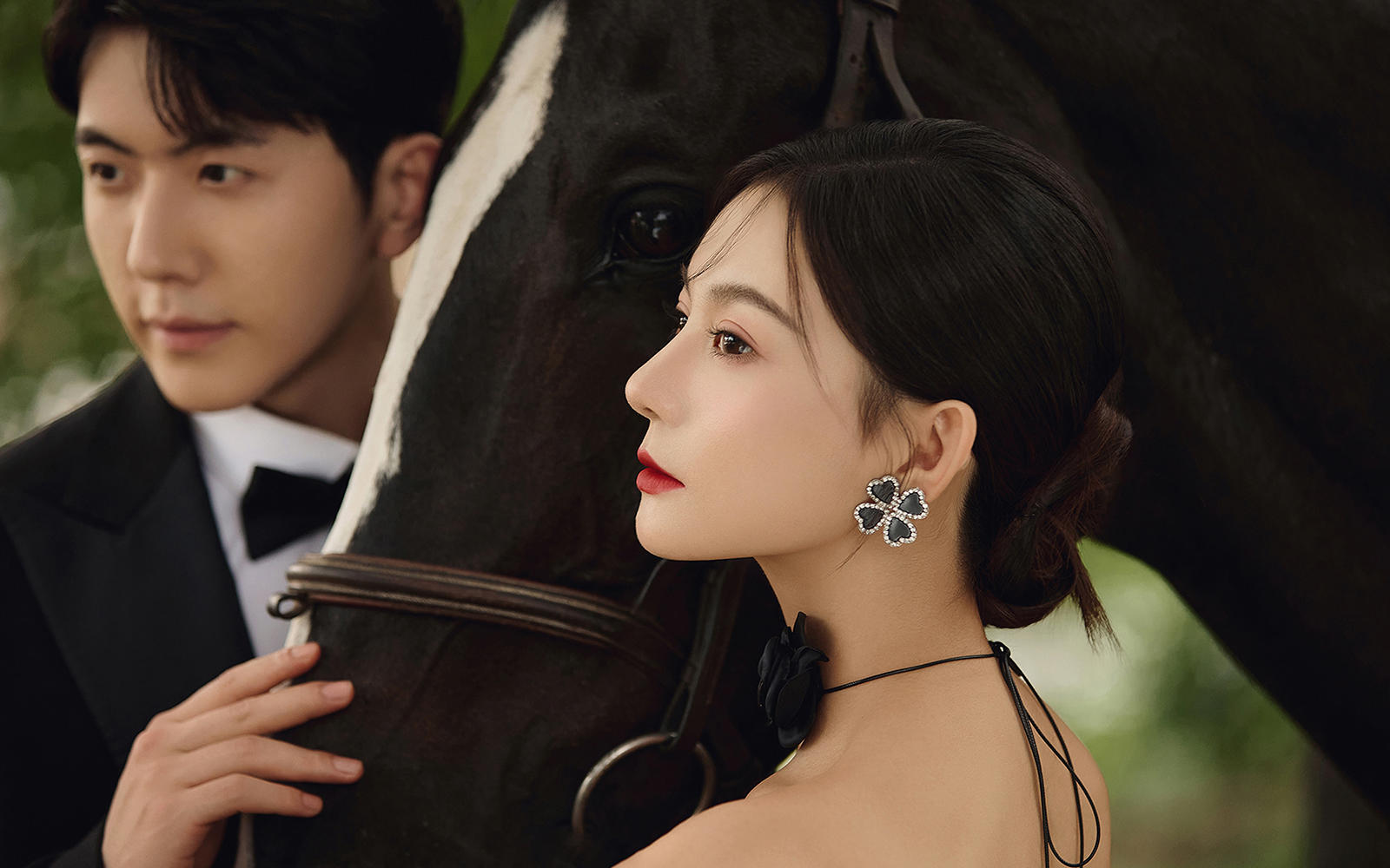 特别喜欢的马场婚纱照成片出来啦‼