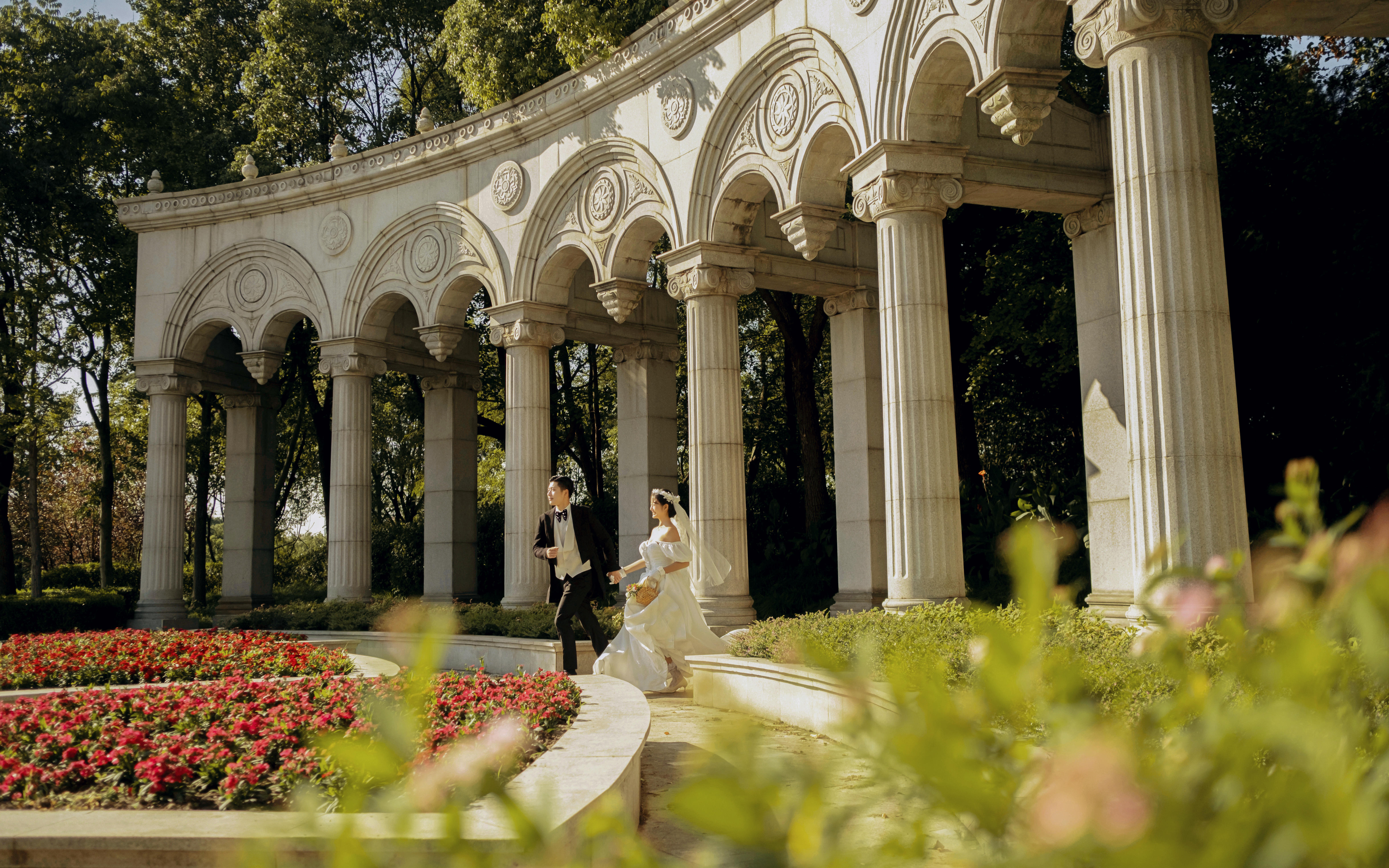 园林逃脱计划｜把婚纱照拍成法式电影