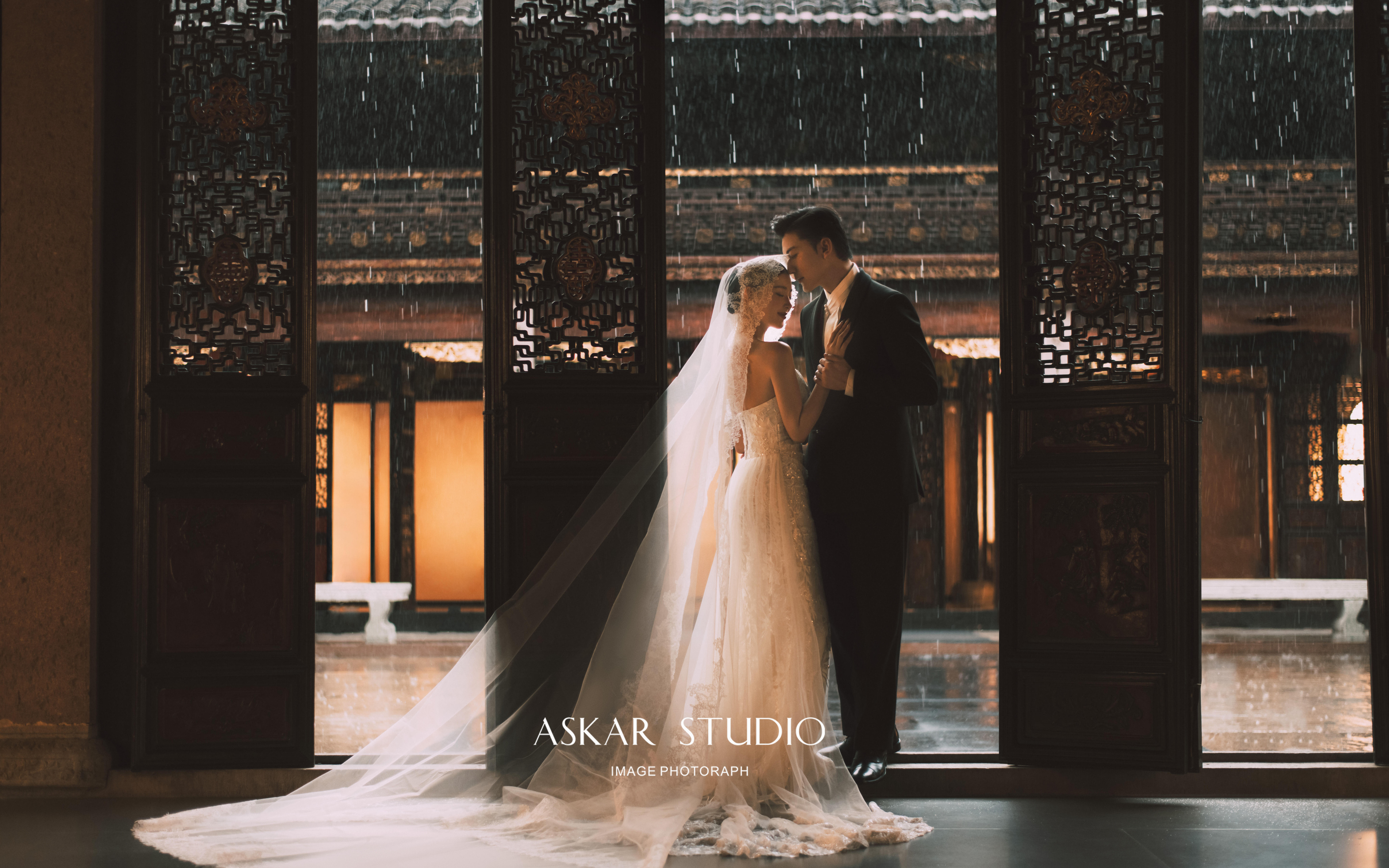 园林寻梦，蕾丝为诗✨复古婚纱照美成画报了