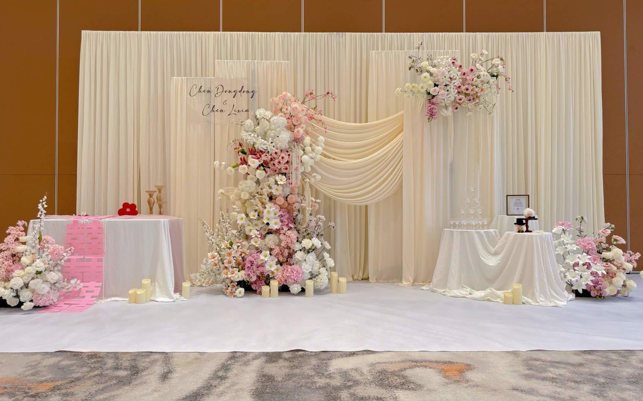 浪漫婚礼定制-香槟色简约留影