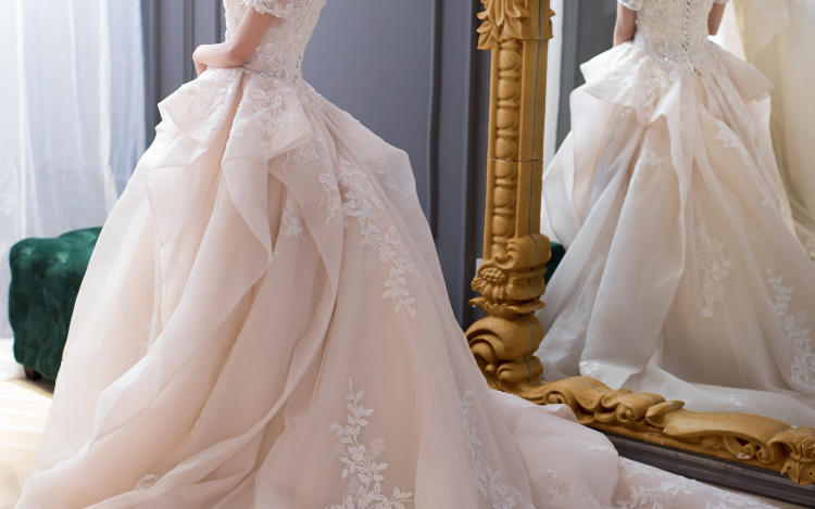 青羽品牌婚礼之高级定制婚纱