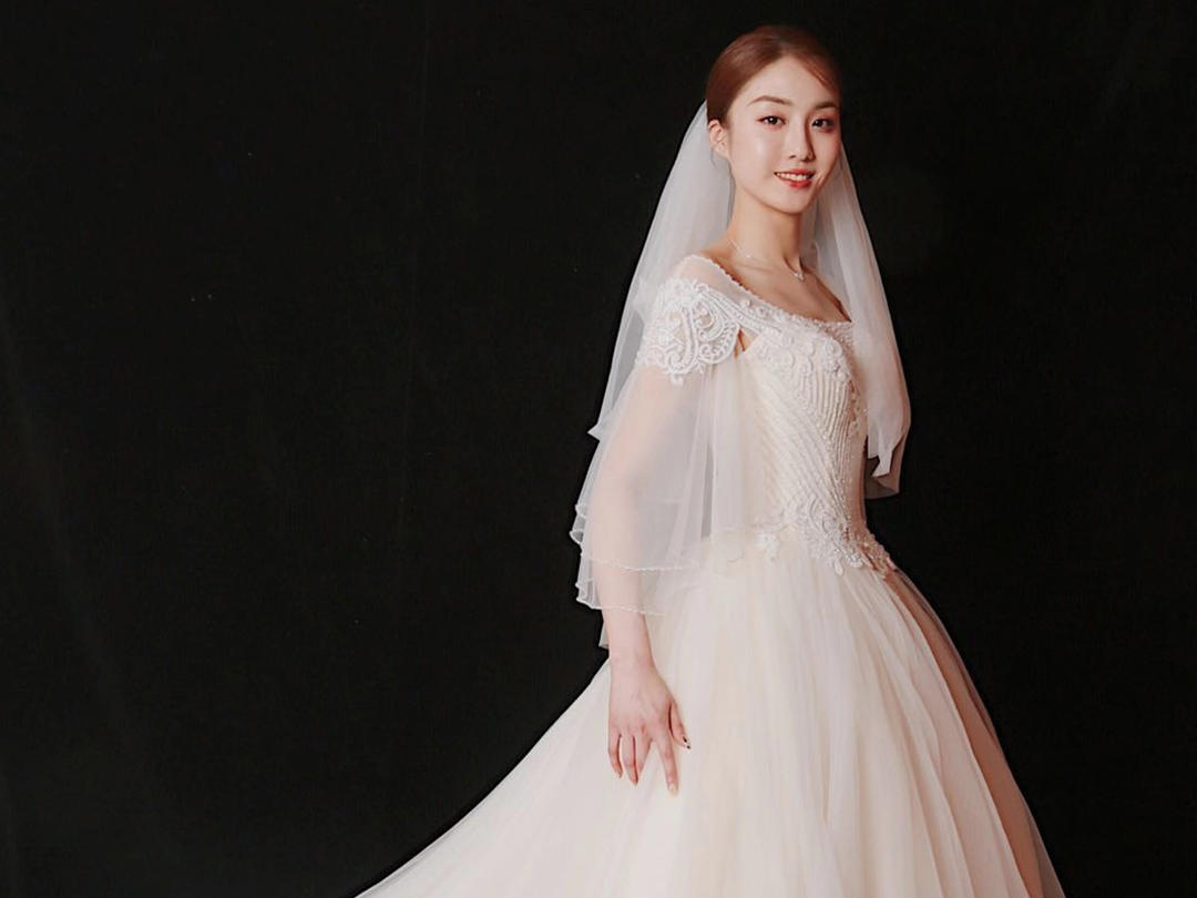 Seven号婚纱礼服 新款租赁套餐