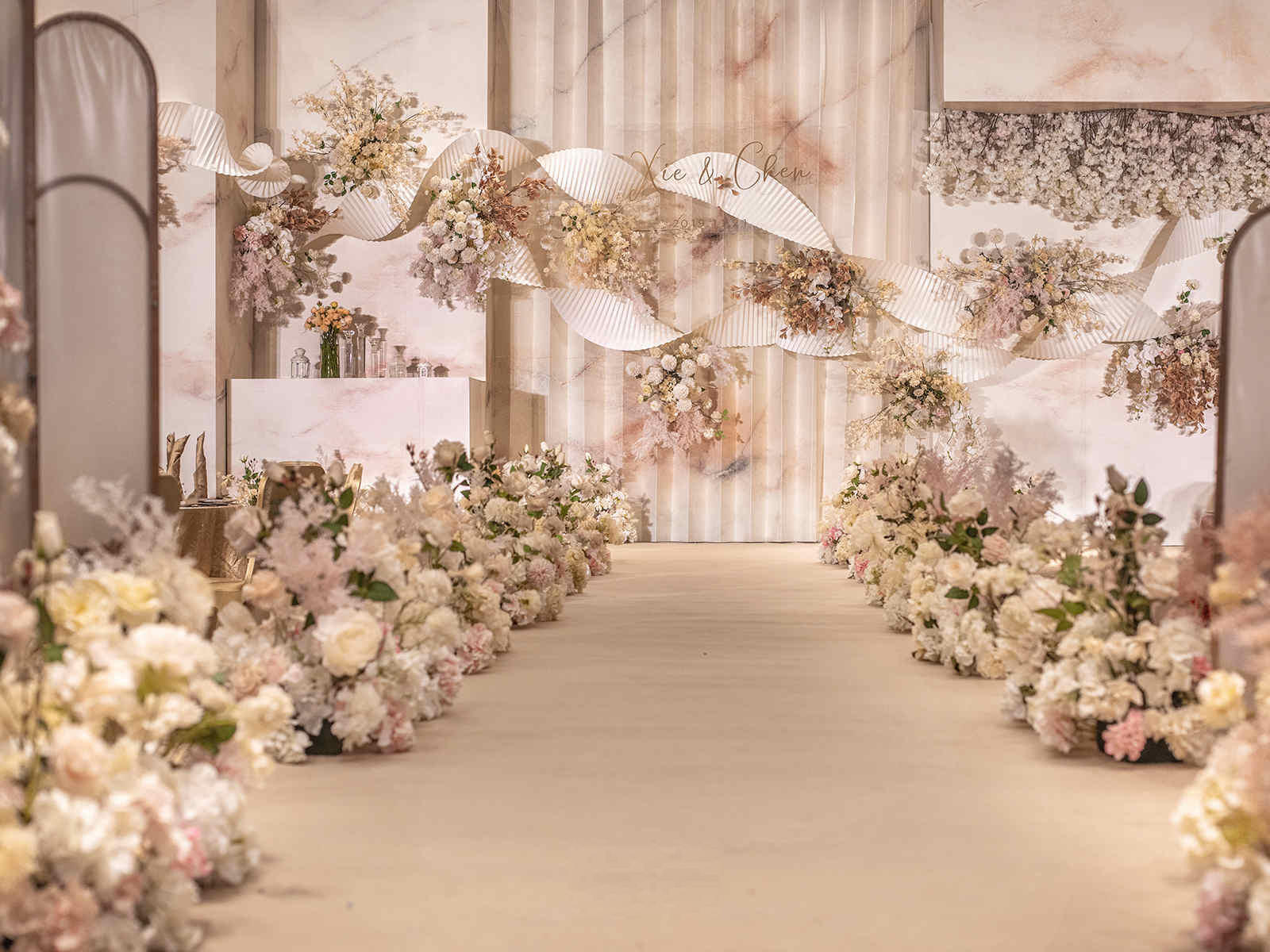 2023新款 山河远阔，人间烟火 大气创意婚礼