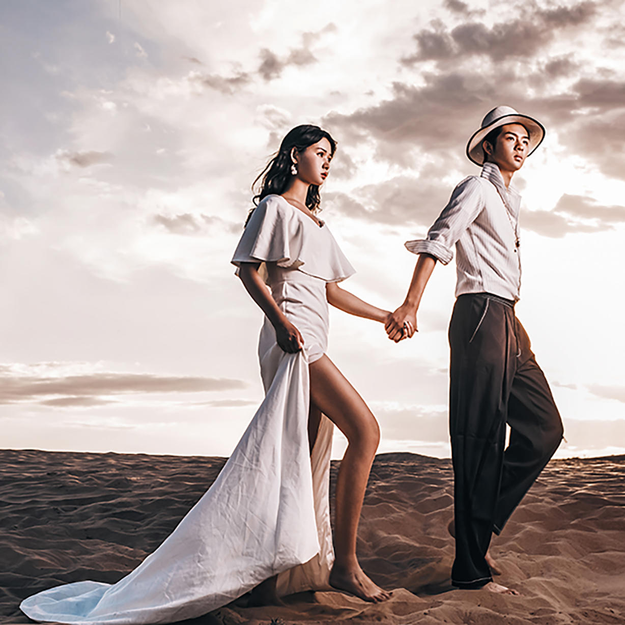 时光纪全球旅拍新疆伊犁婚纱摄影赛里木湖薰衣草沙漠