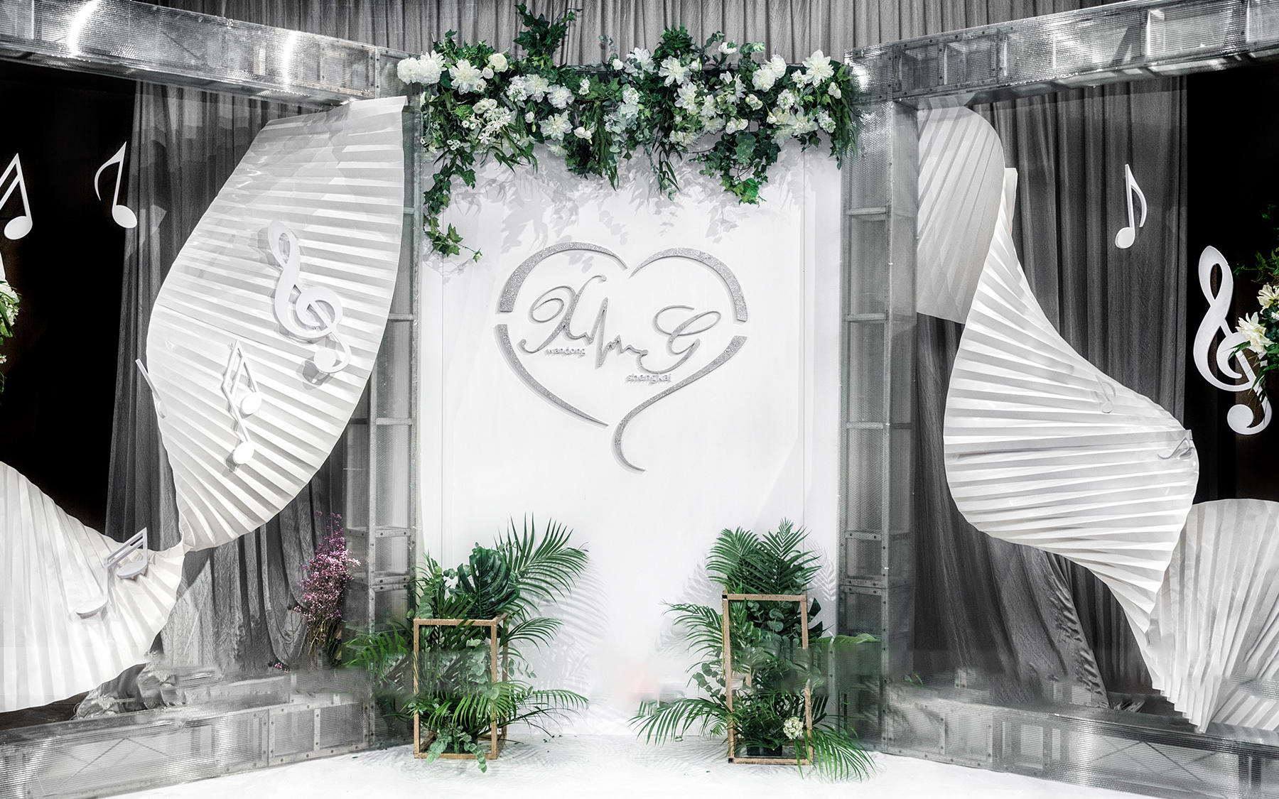 【极光】氧气 | 白绿色系室内大气婚礼