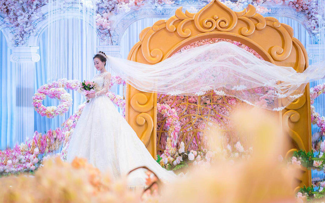 美人纪婚纱照价格_美人纪婚纱摄影