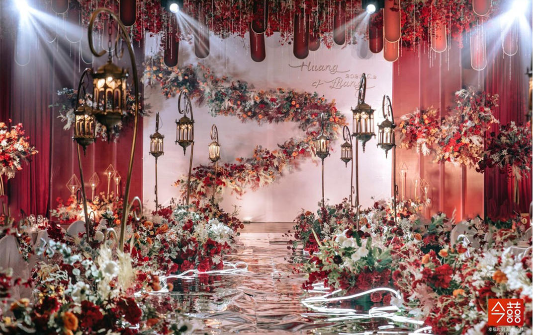 巨匠婚礼//红白相间的时尚浪漫