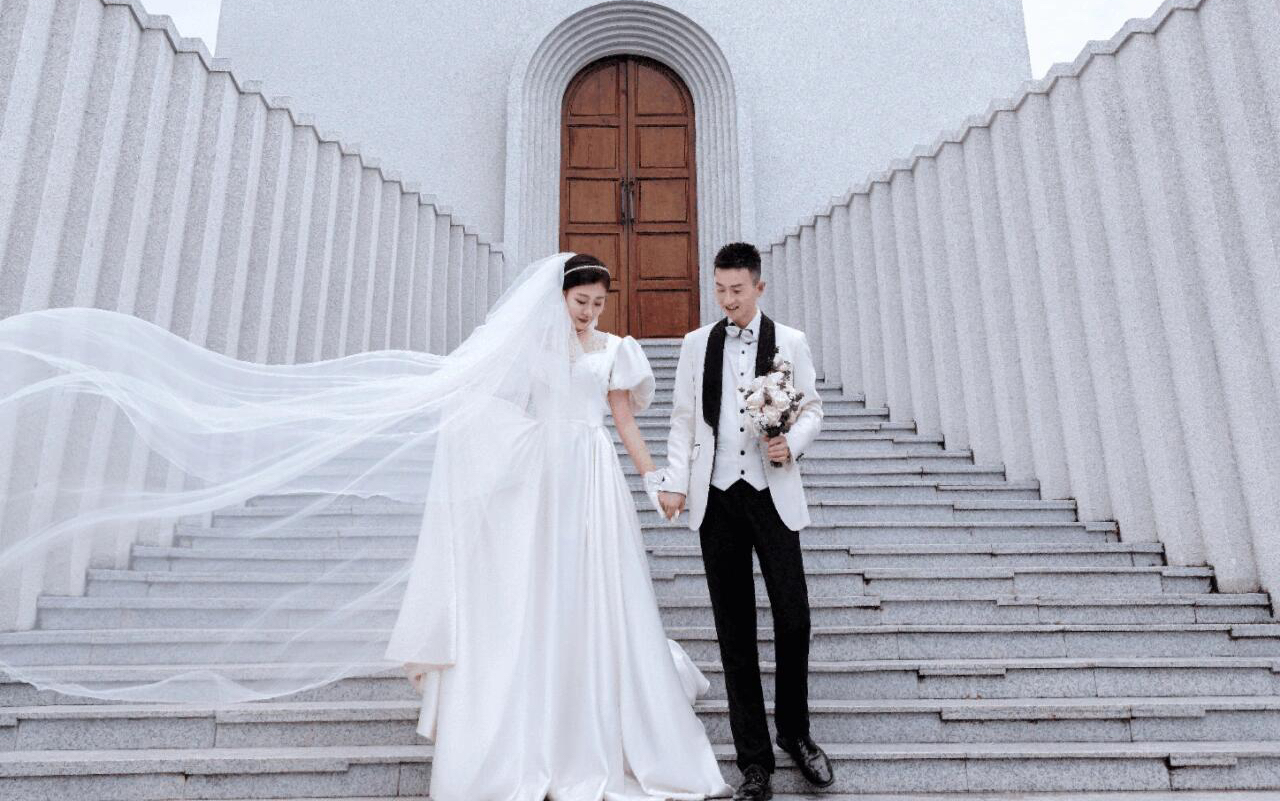 一起领略大小洞天的魅力