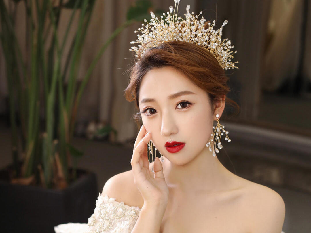 高品质化妆师新娘单次造型 送伴娘妆 的套餐 婚礼纪