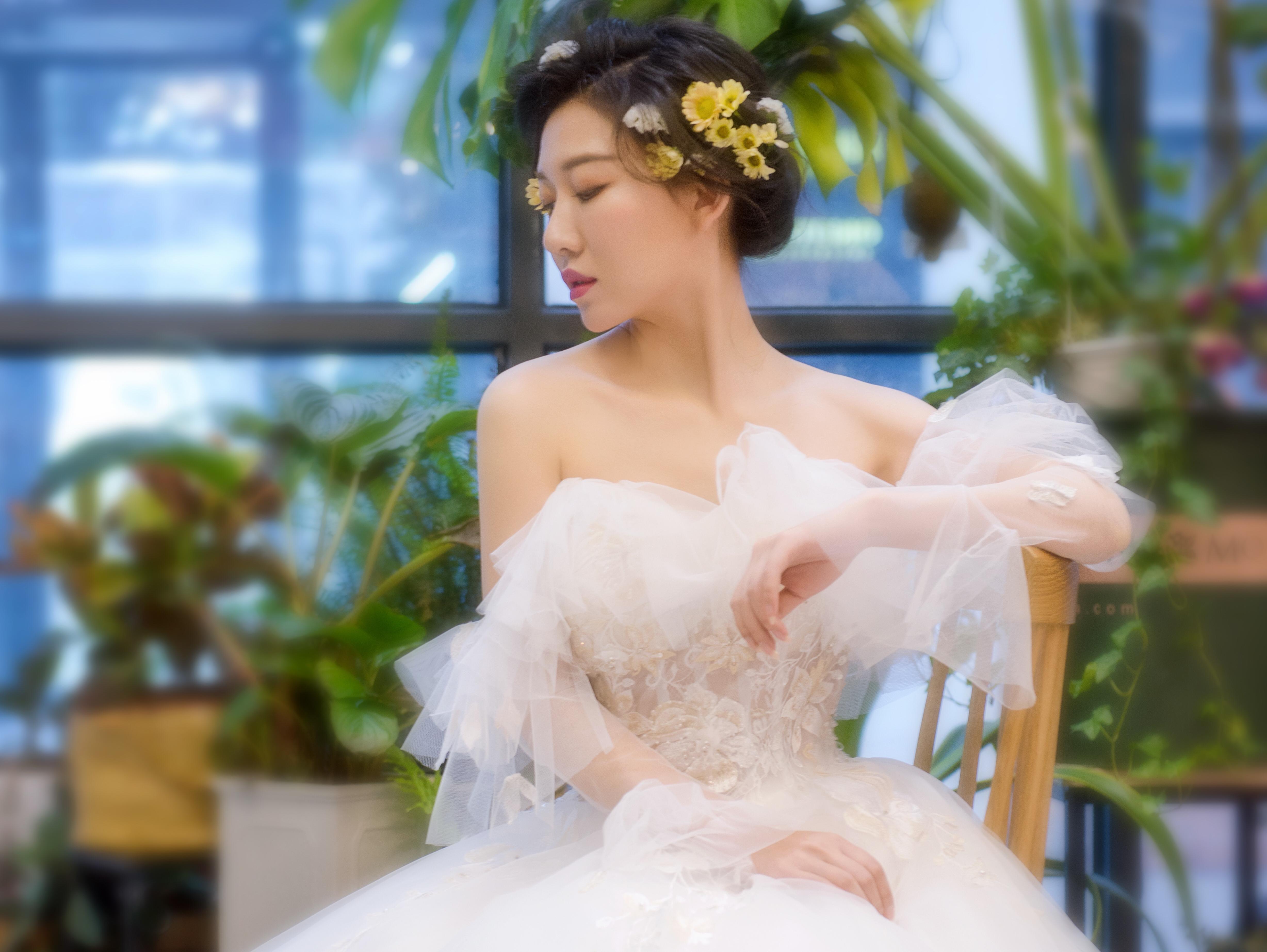 【小众设计款】主纱+秀禾服+敬酒服+跟妆