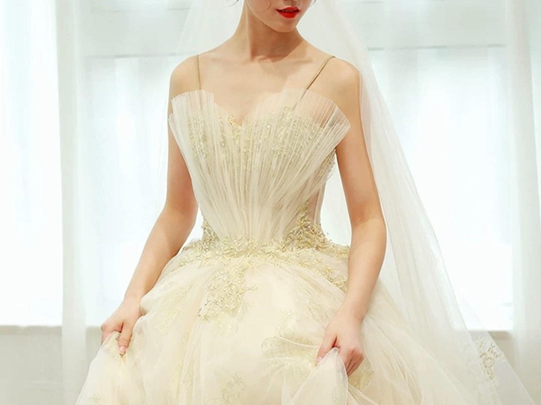 【VERNA】开业 全新婚纱礼服租赁（含新郎服）