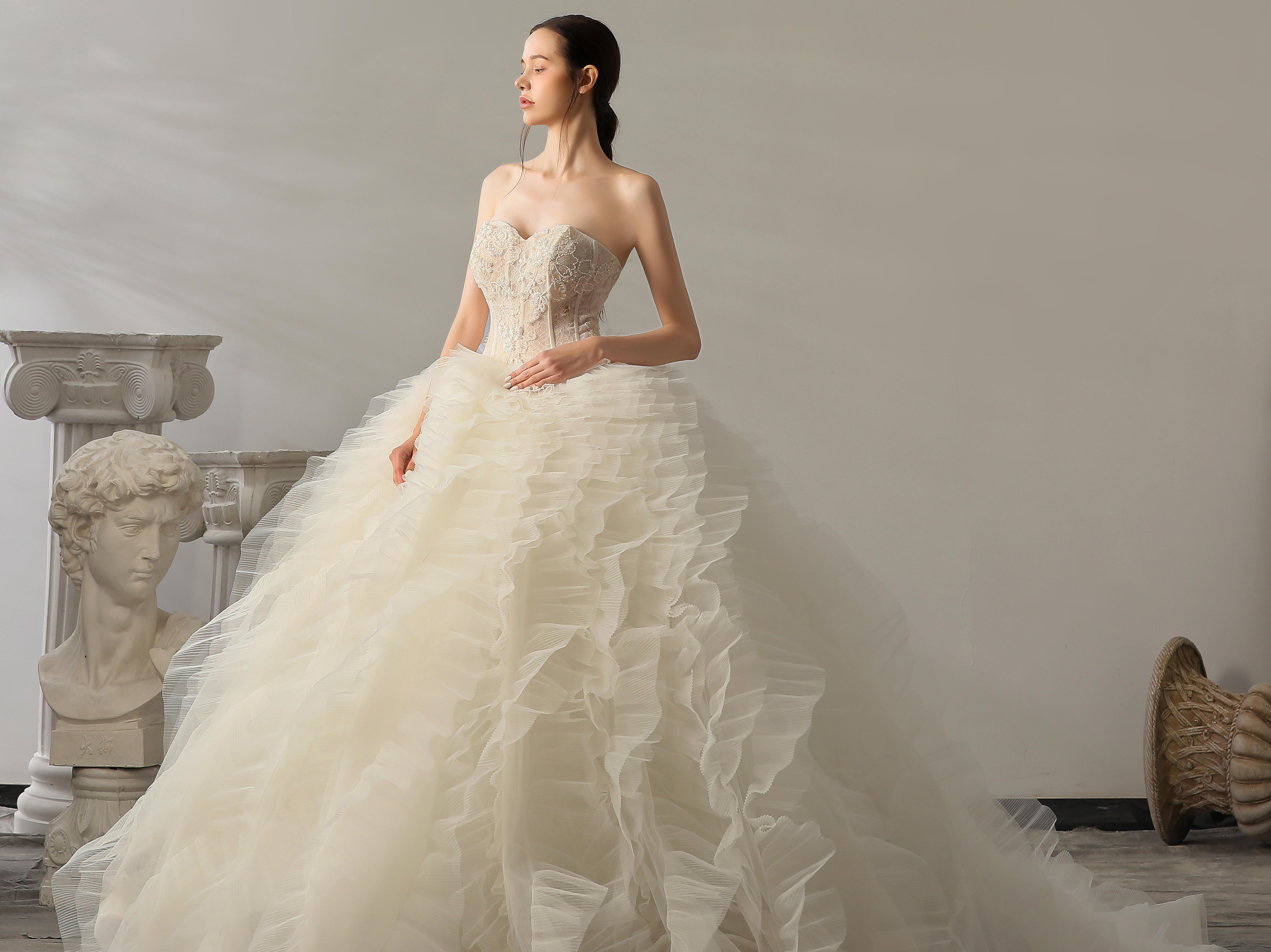 【新款推荐】ins风甜美桃心领云朵纱蛋糕蓬蓬裙