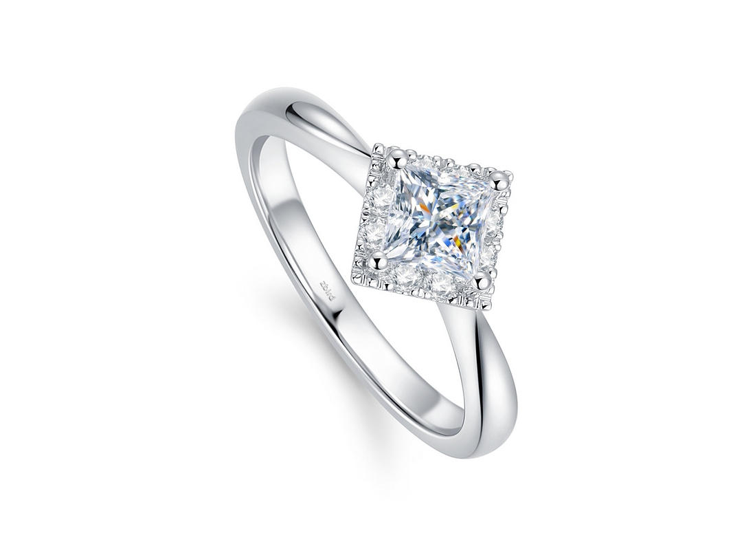 圣环-白18K金钻石戒指